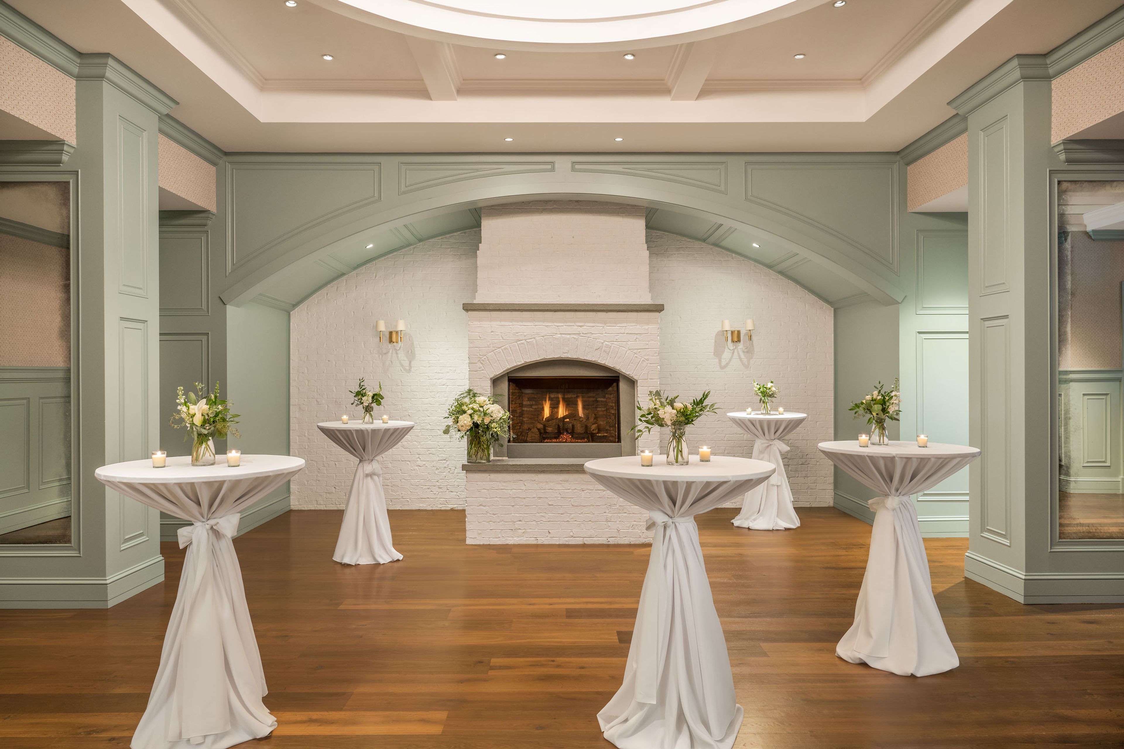 Cover photo of 1670 Room