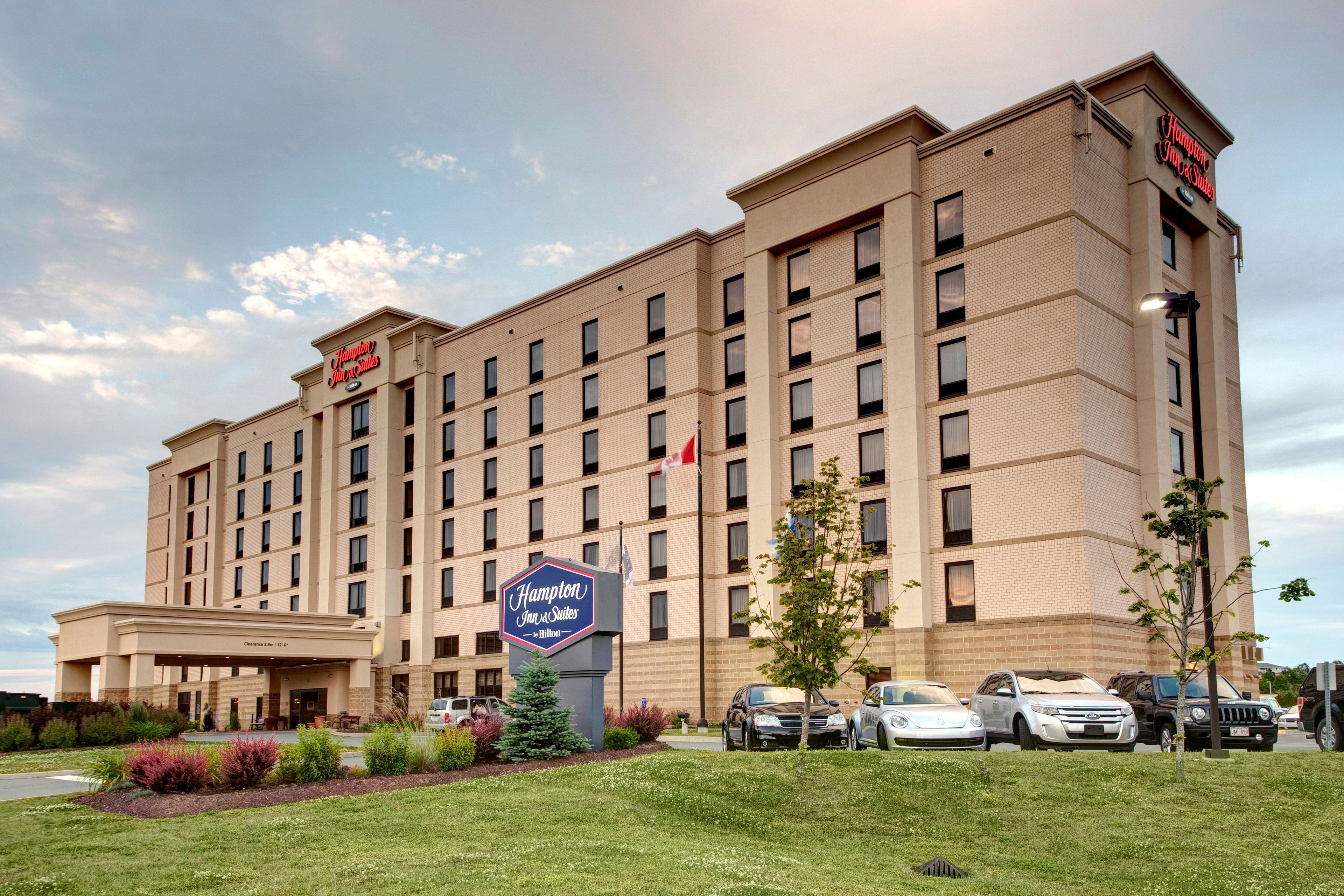 Cover photo of Hampton Inn & Suites Halifax – Dartmouth