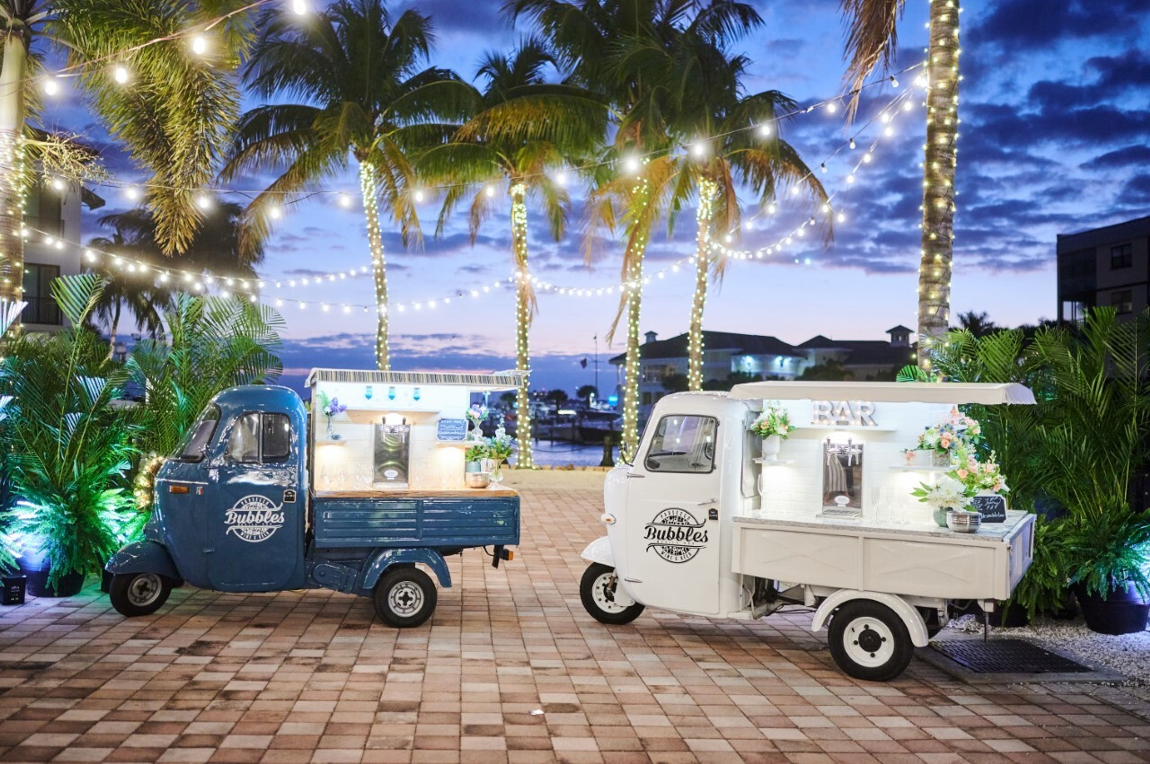 Cover photo of Bubbles Mobile Bar