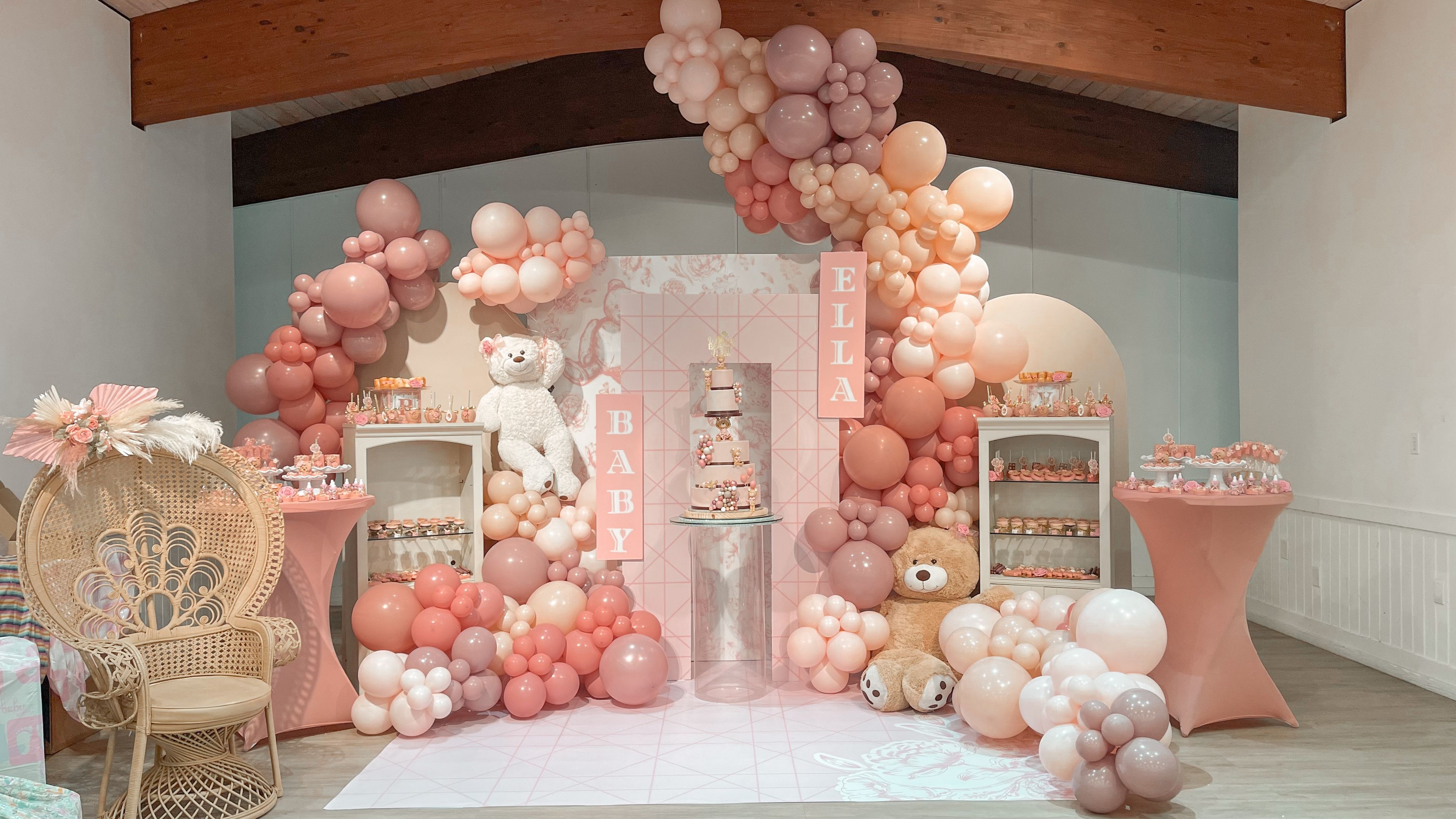 Cover photo of BLUE LIME EVENTS