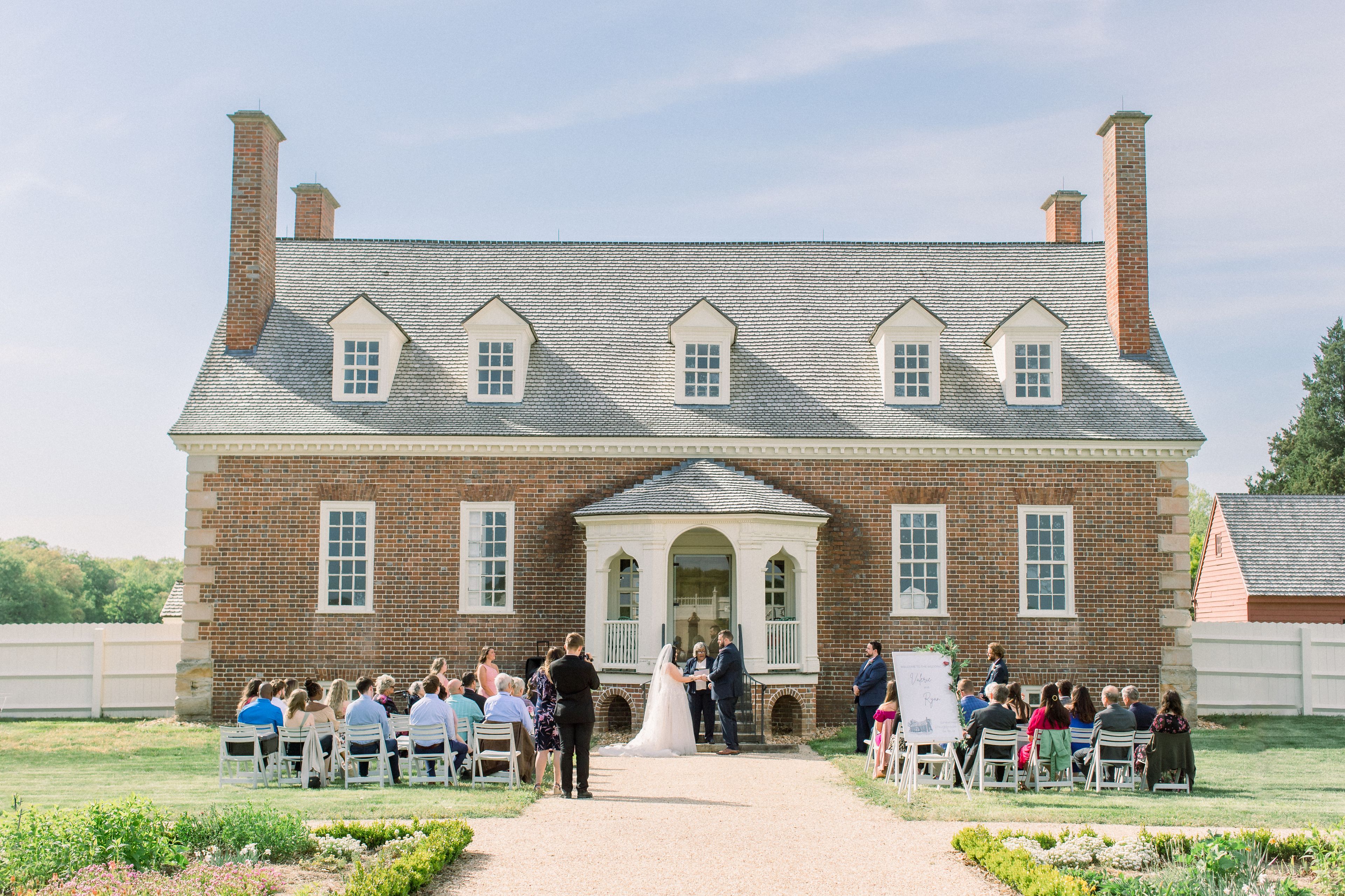 Cover photo of Gunston Hall