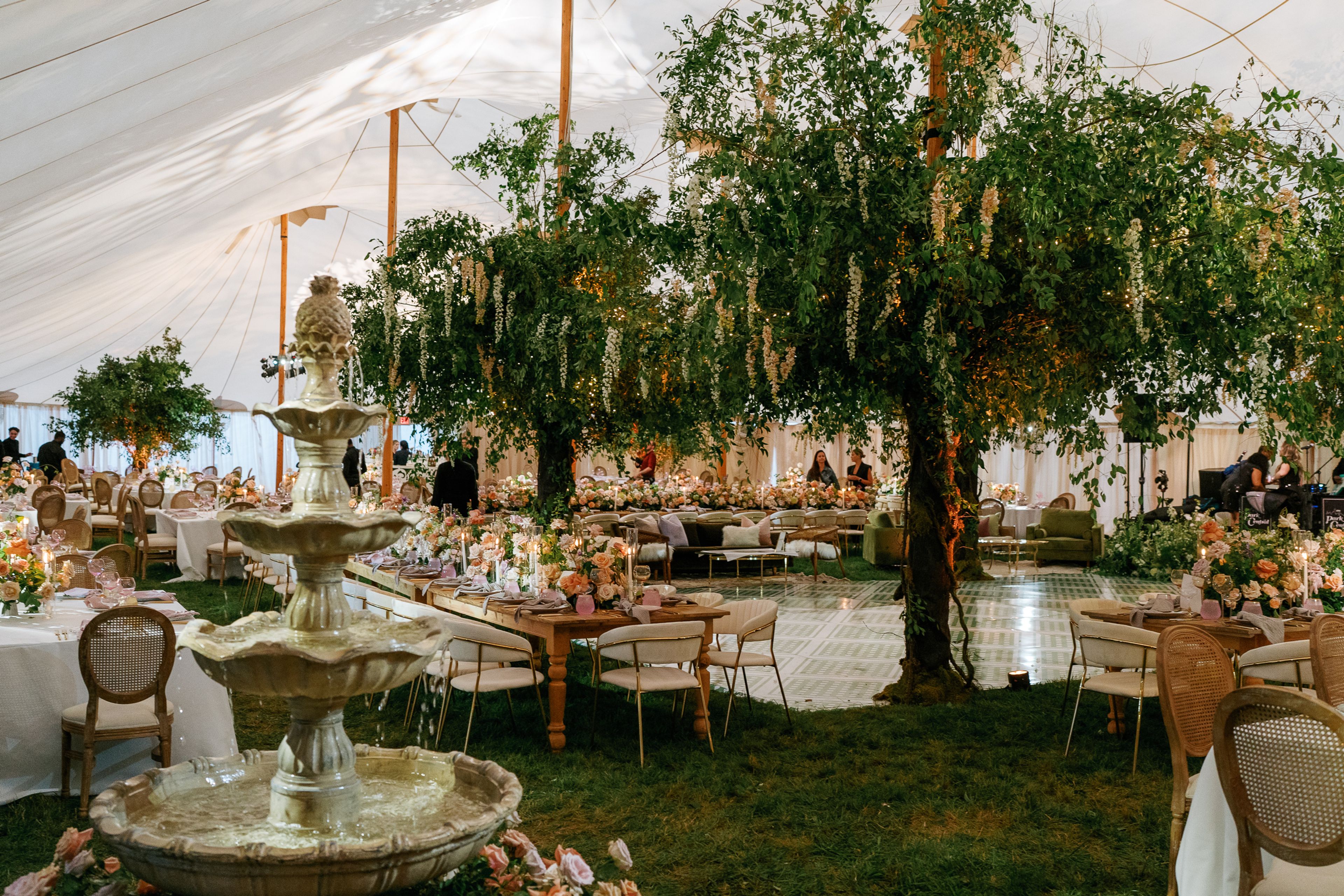 Cover photo of Fresh Designs: Flora and Events