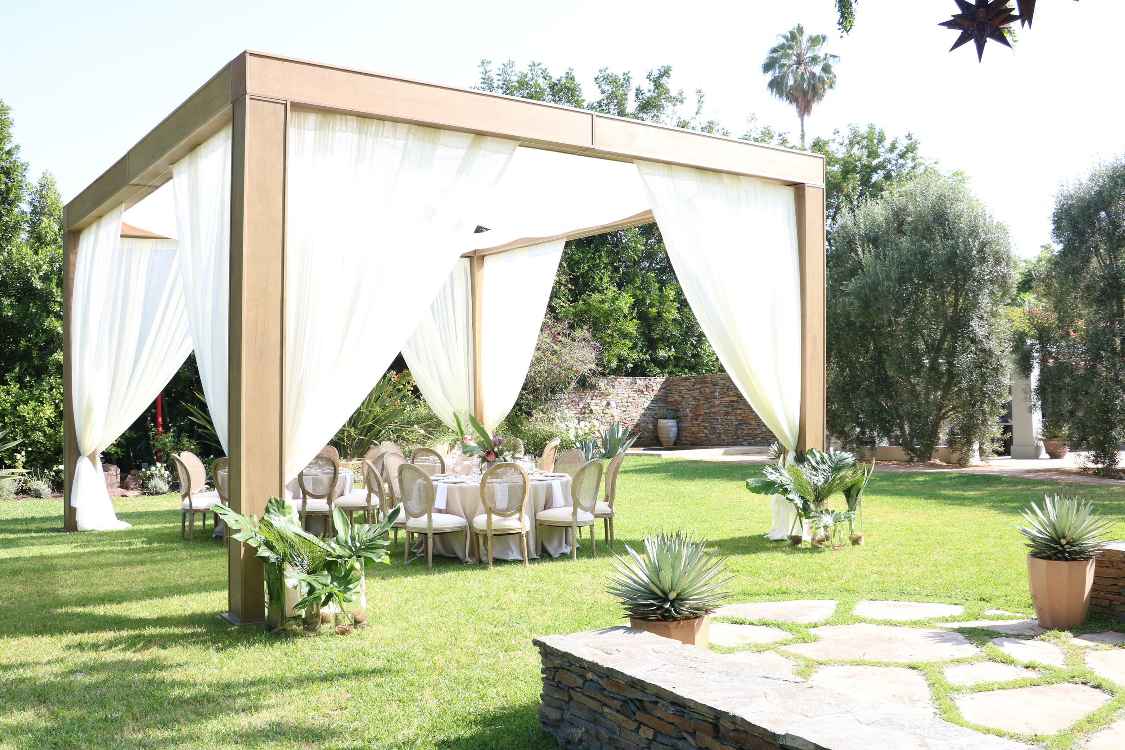 Cover photo of theLFeid