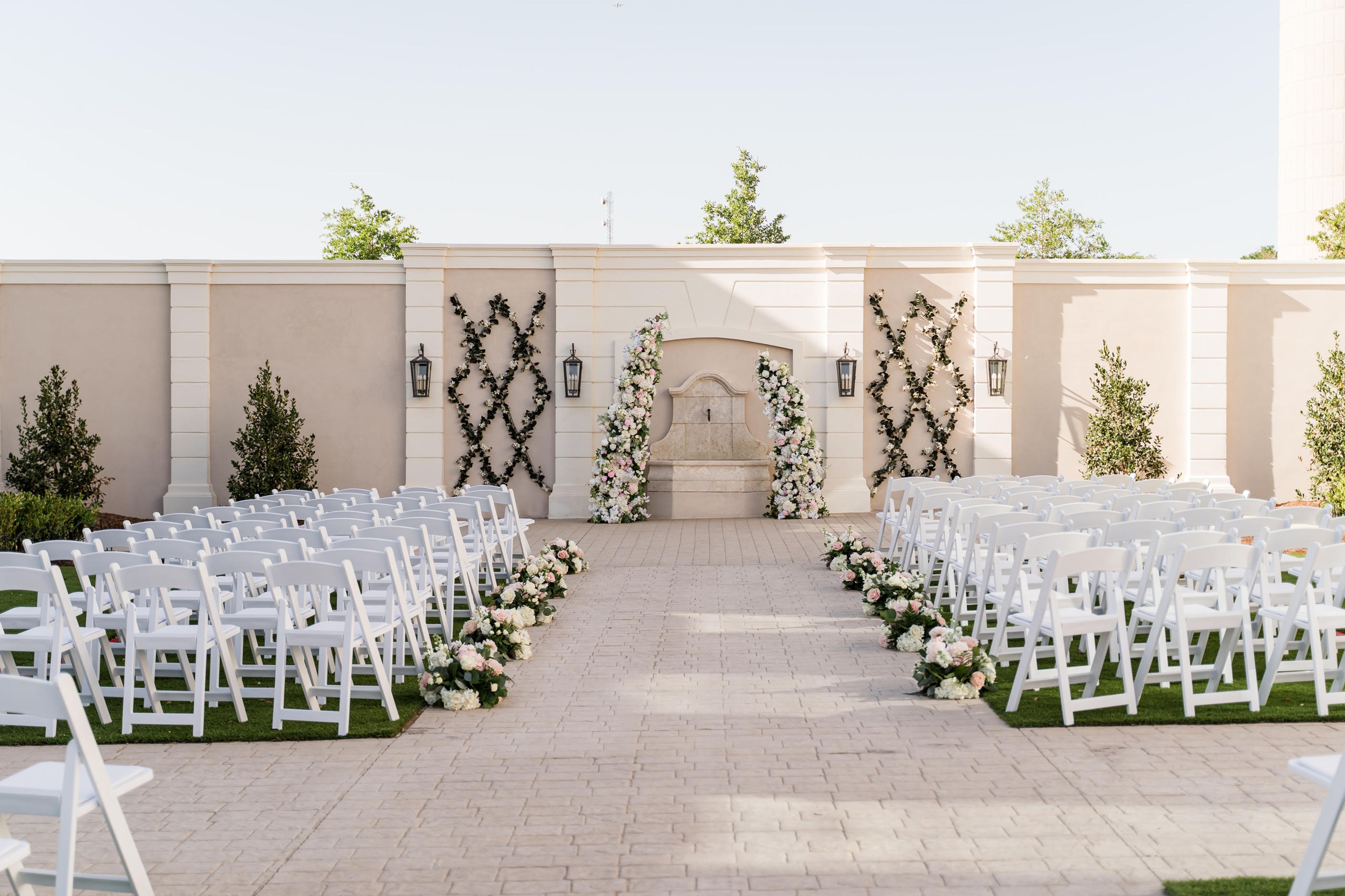Featured photo from Jolie Ballroom at Wedding Square