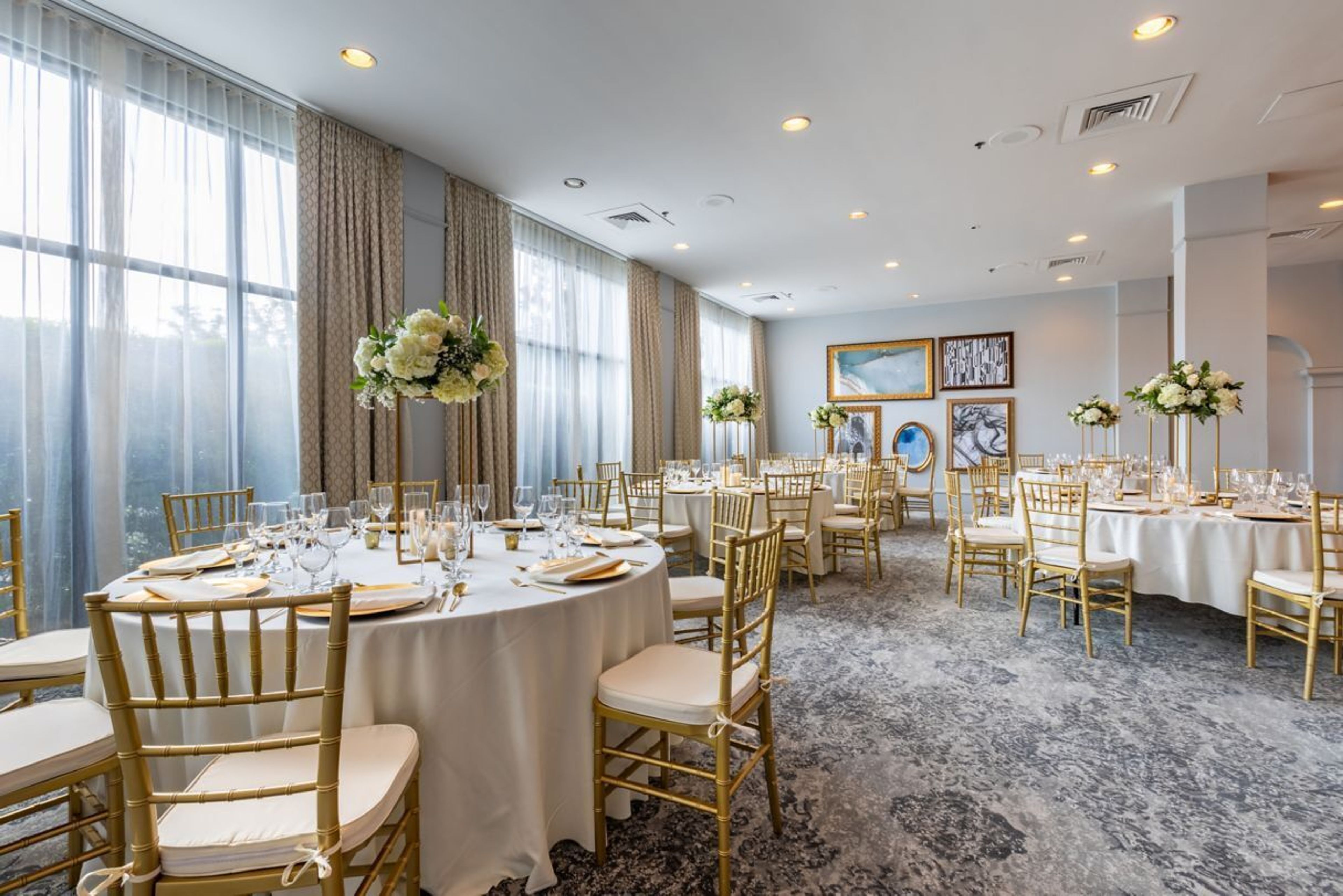 Cover photo of Castle Hotel, Autograph Collection