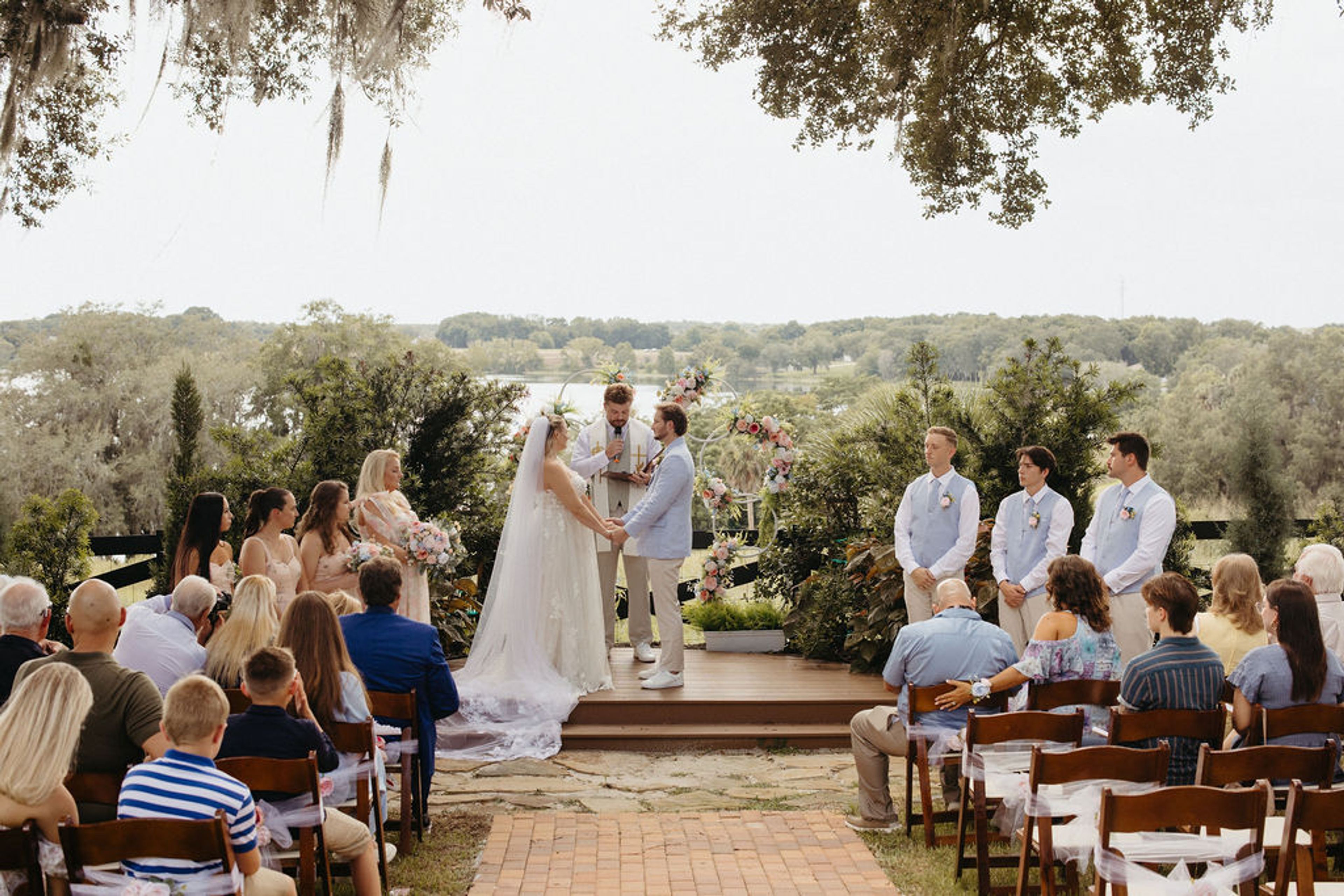 Cover photo of Lakeview Gardens