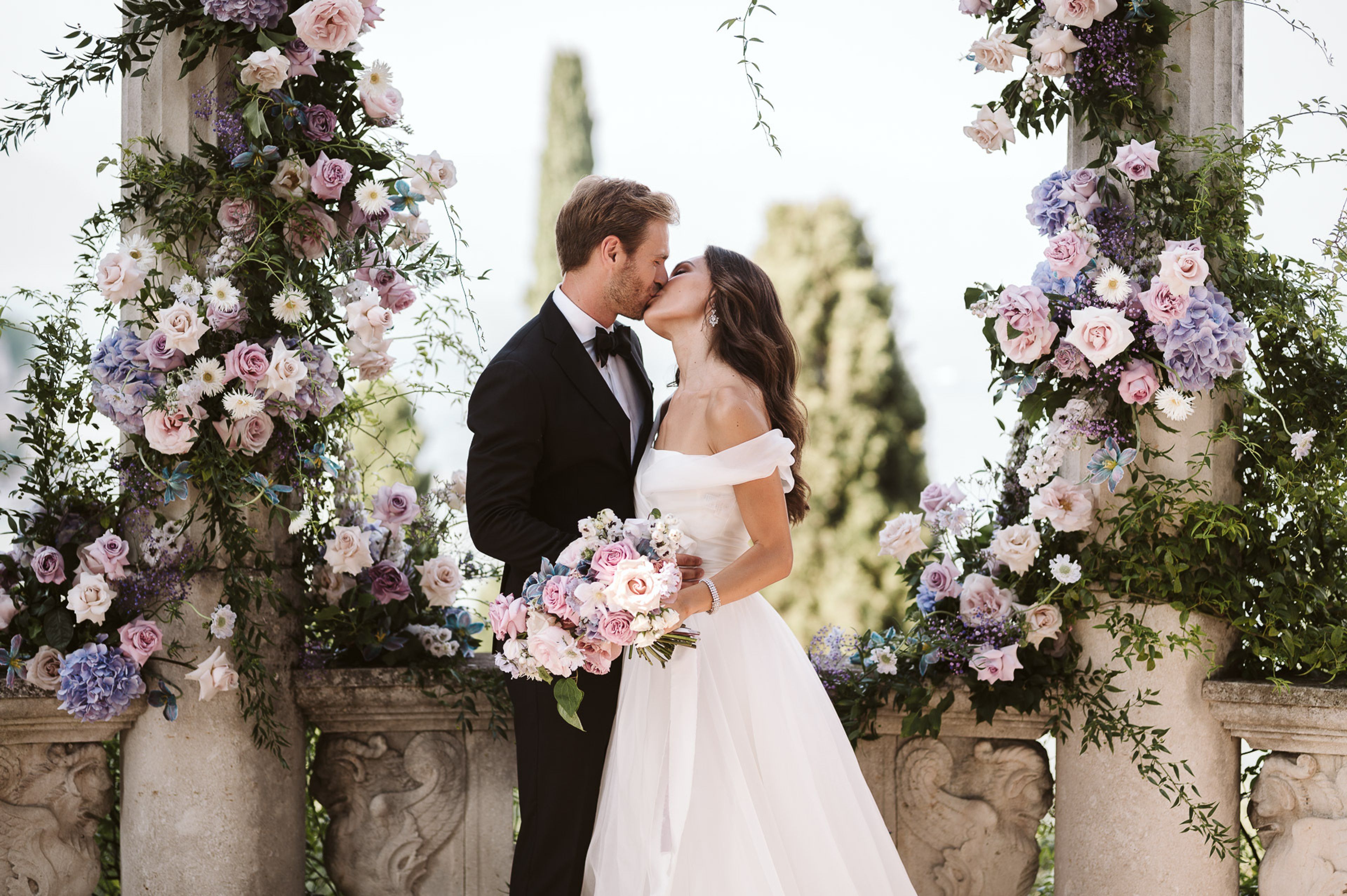 Cover photo of Jane Handles Weddings