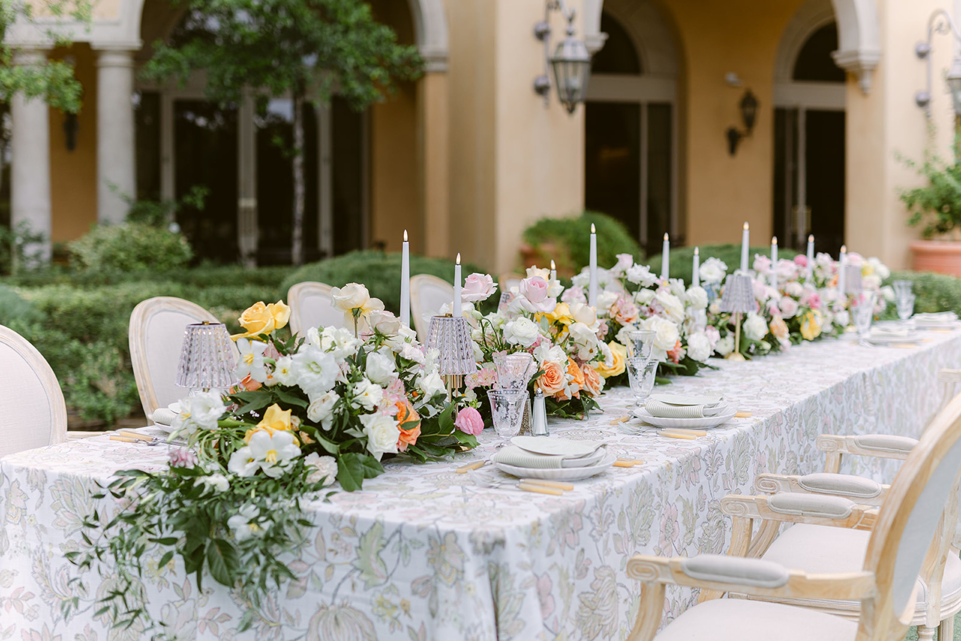 Cover photo of Liva & Co.