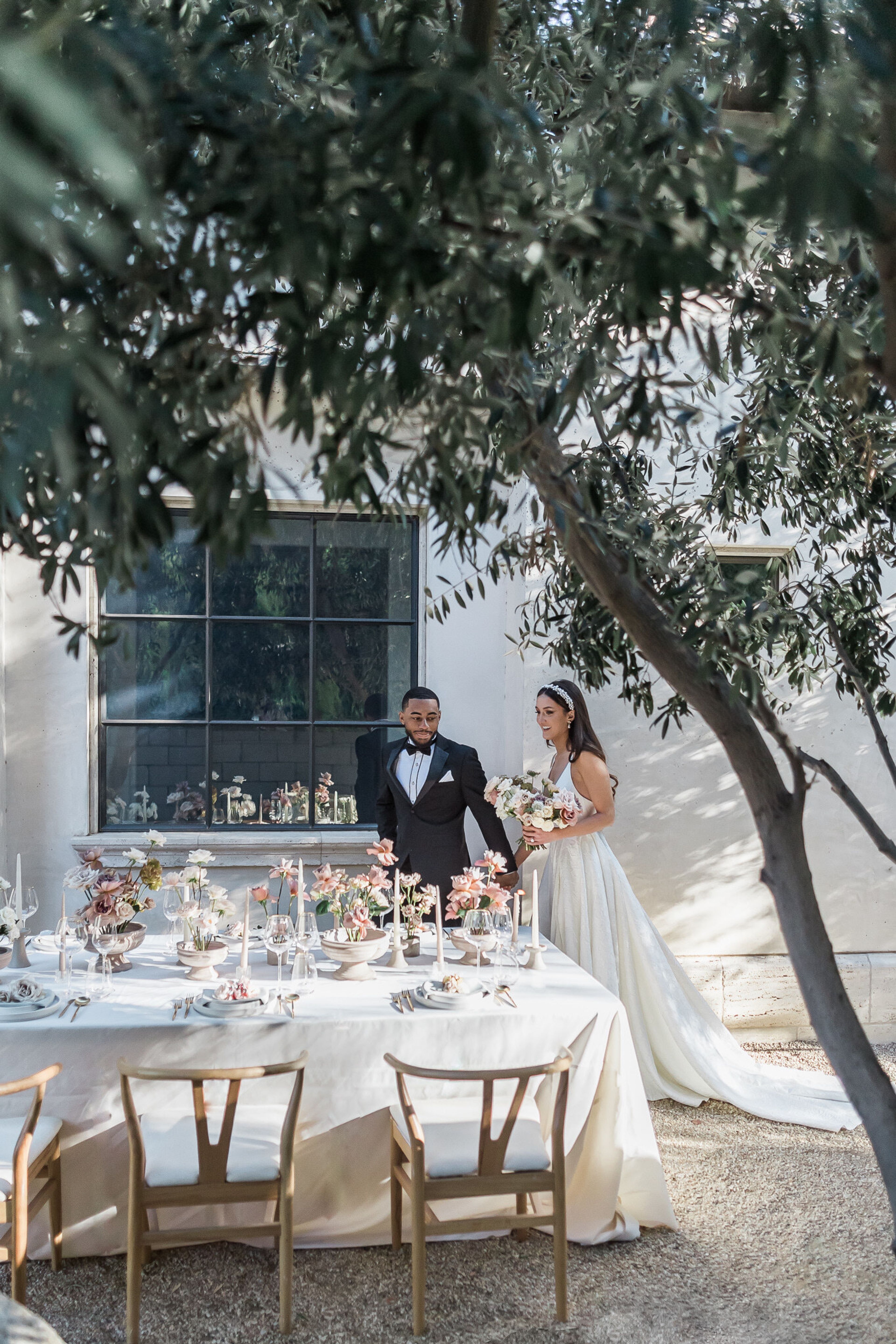 Cover photo of Liva & Co.