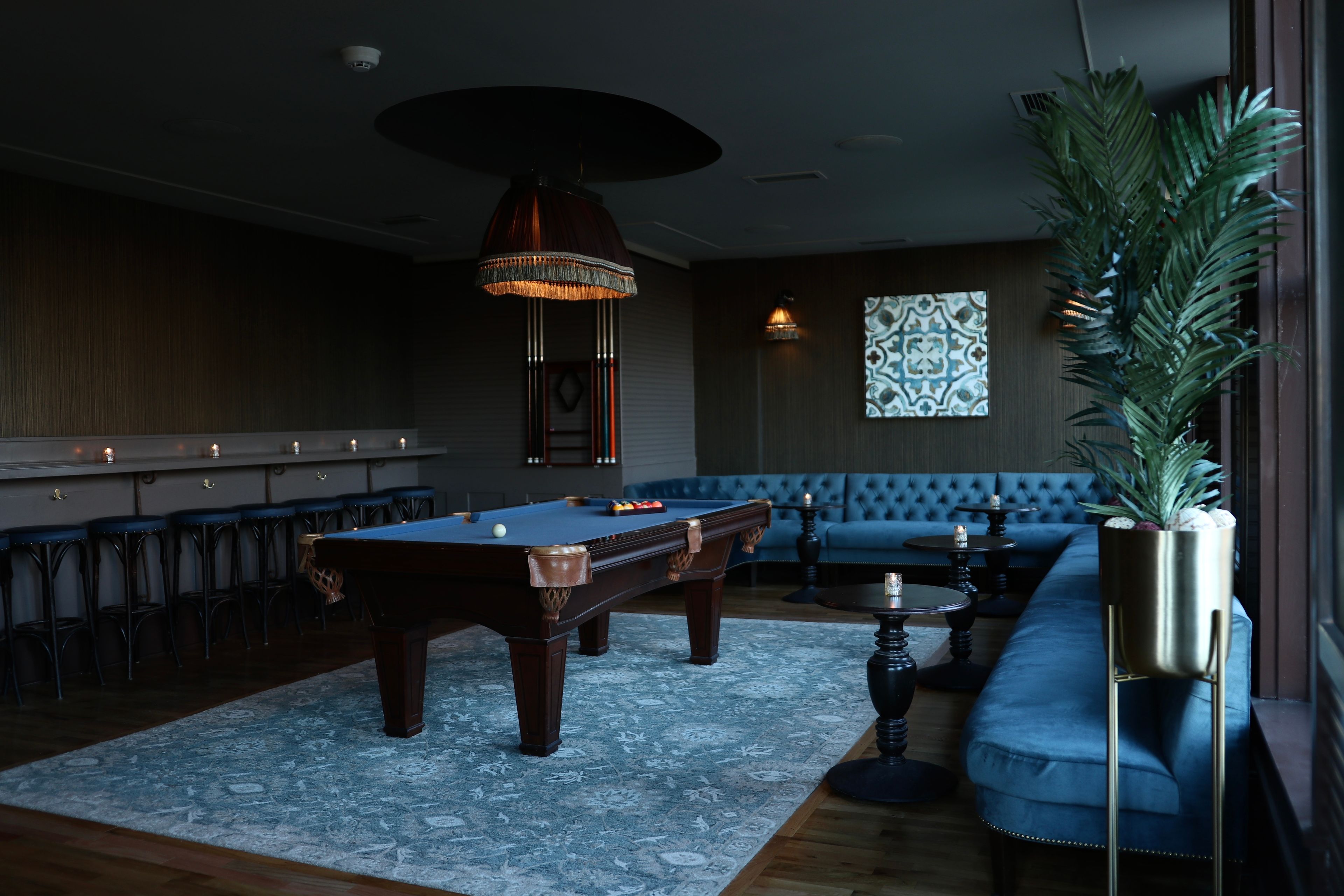 Cover photo of Pour Decisions