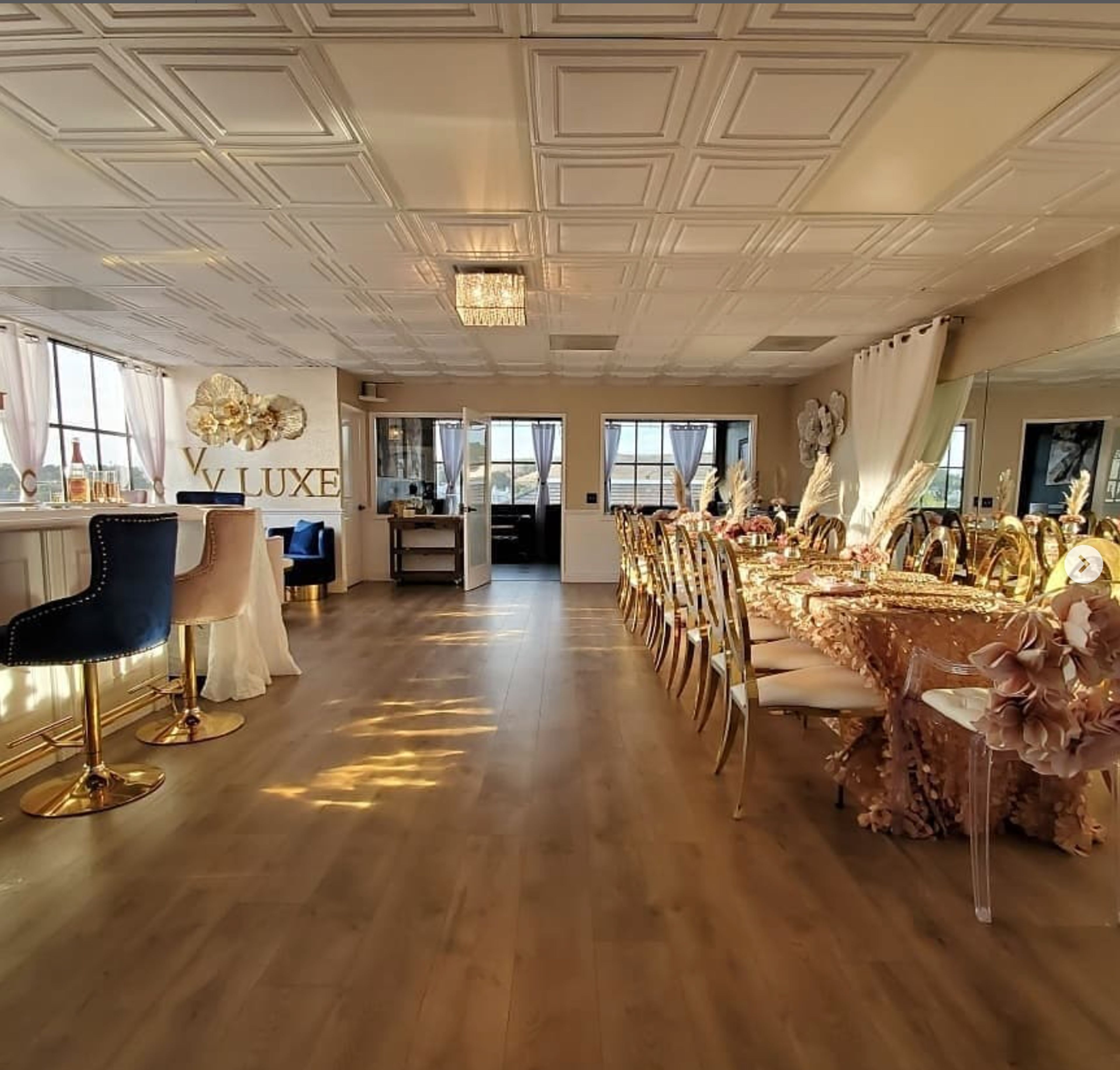 Cover photo of VV LUXE