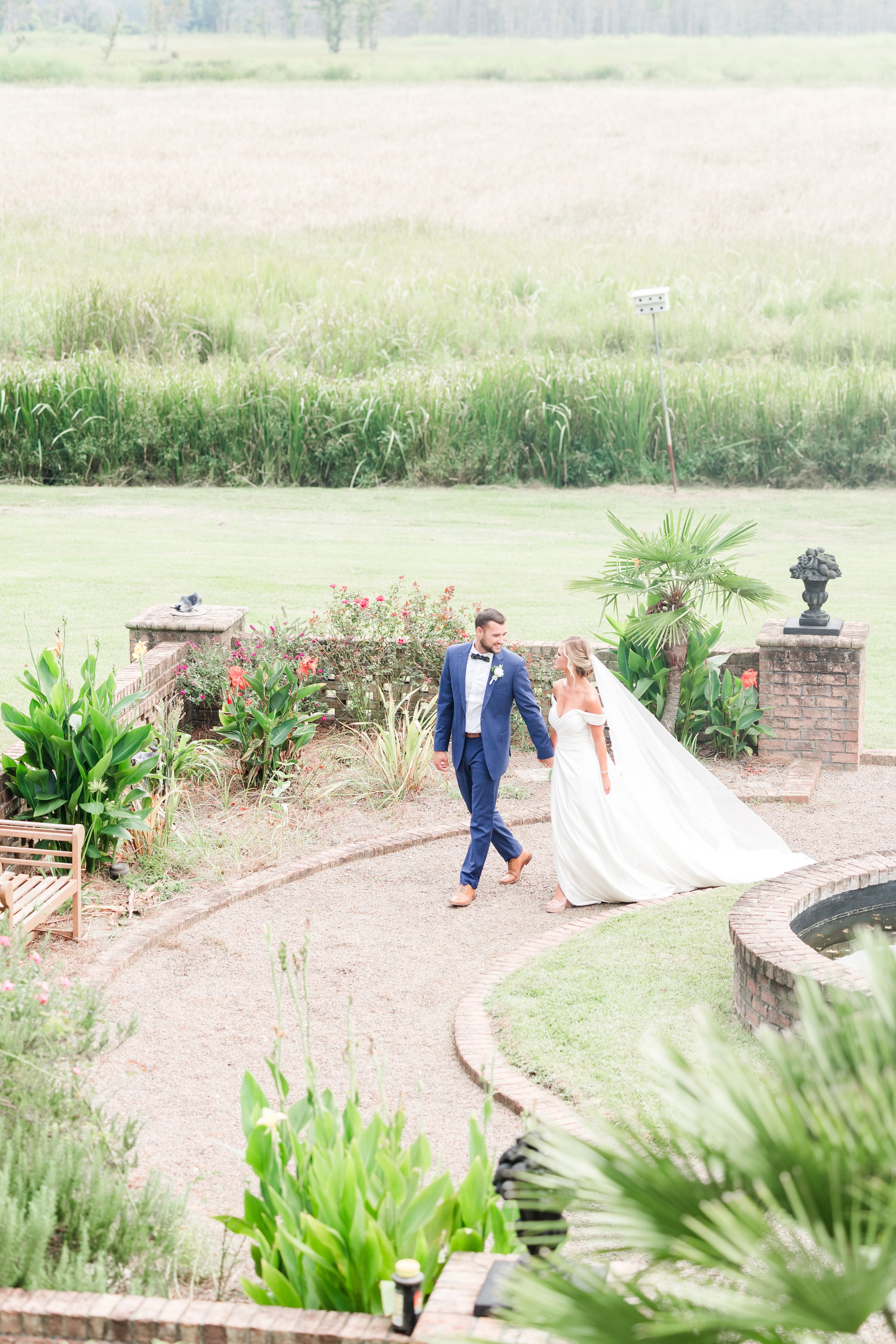 Cover photo of Hannah Ruth Photography