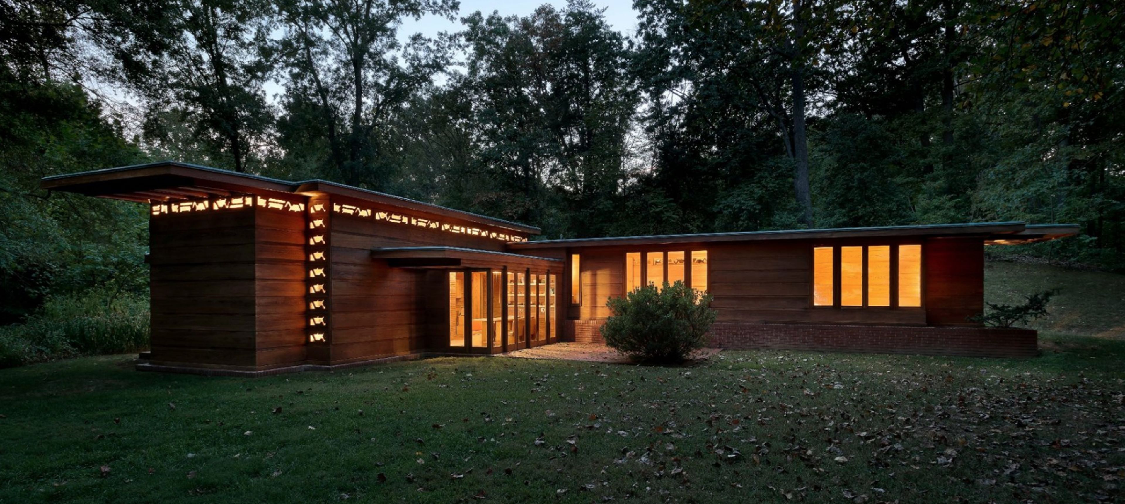 Cover photo of Woodlawn & Frank Lloyd Wright's Pope Leighey House