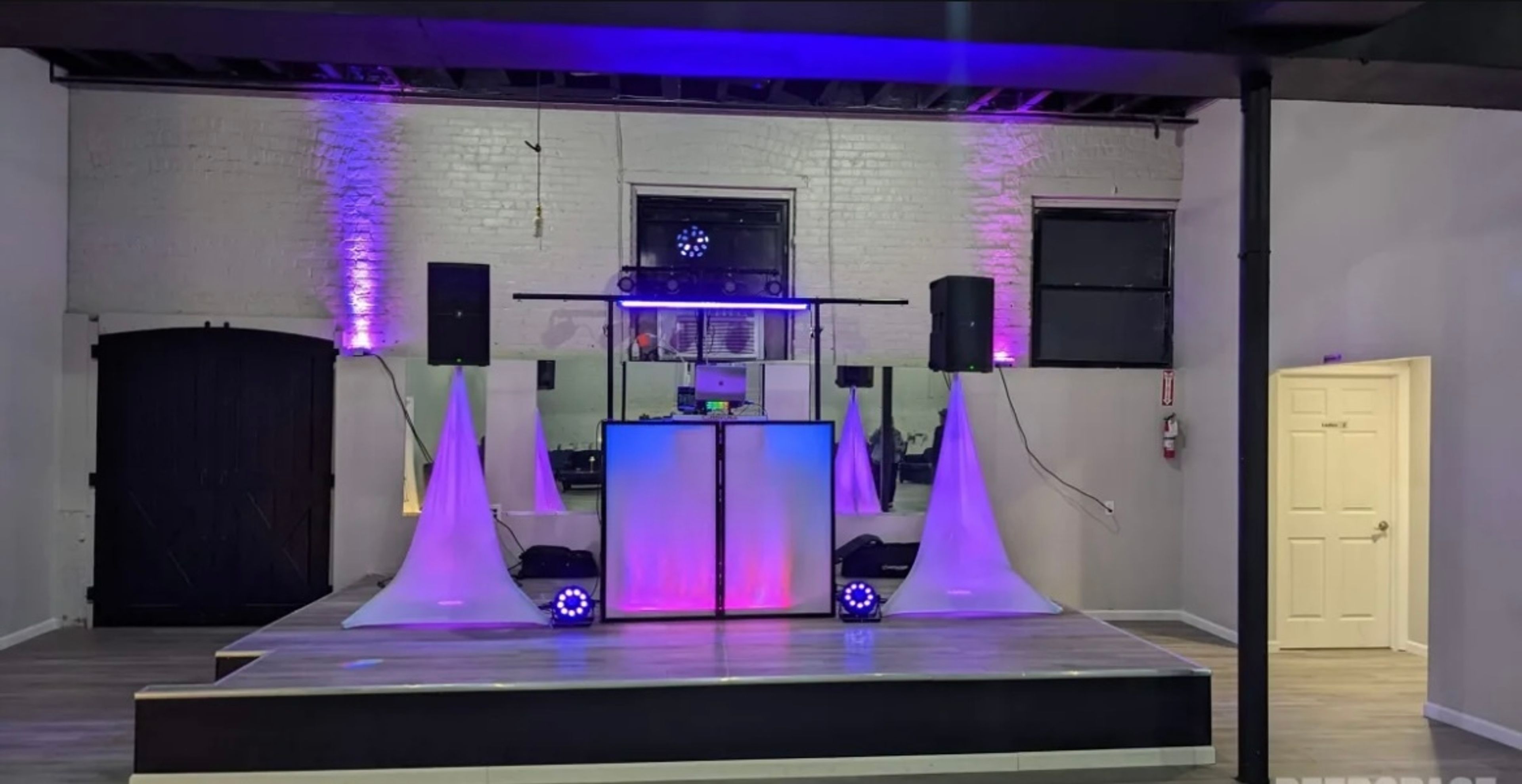 Cover photo of Ritmo Room