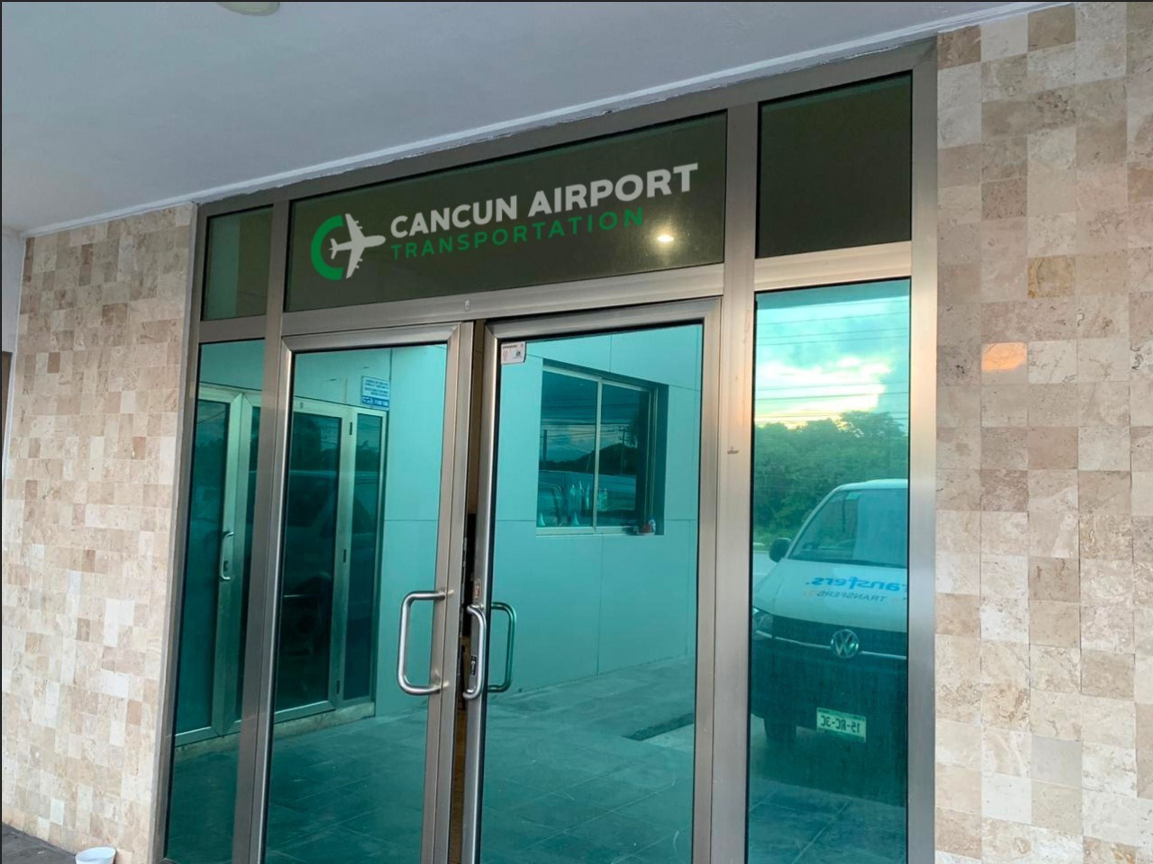 Cover photo of Cancun Airport Transportation