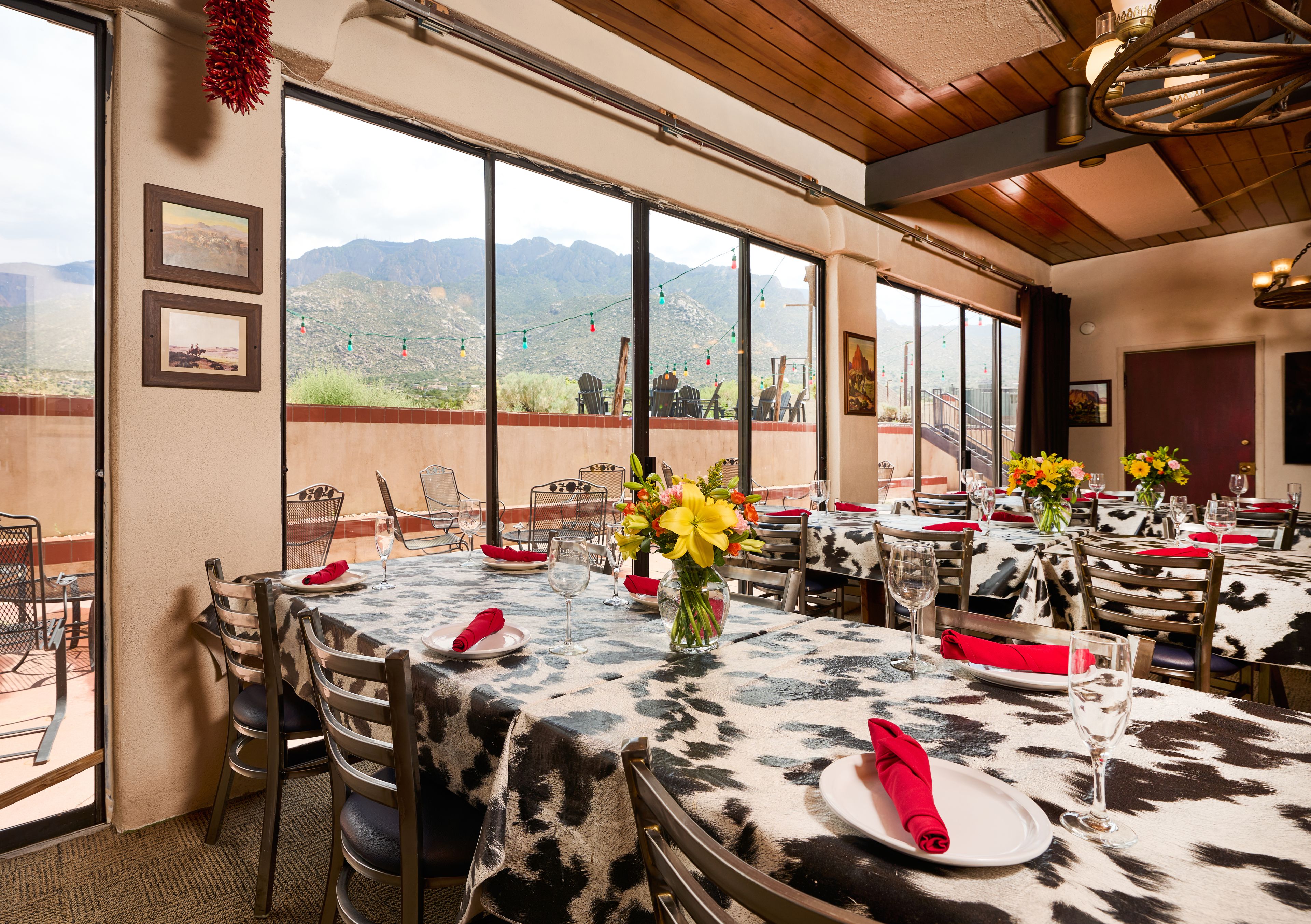 Cover photo of County Line Barbeque of Albuquerque