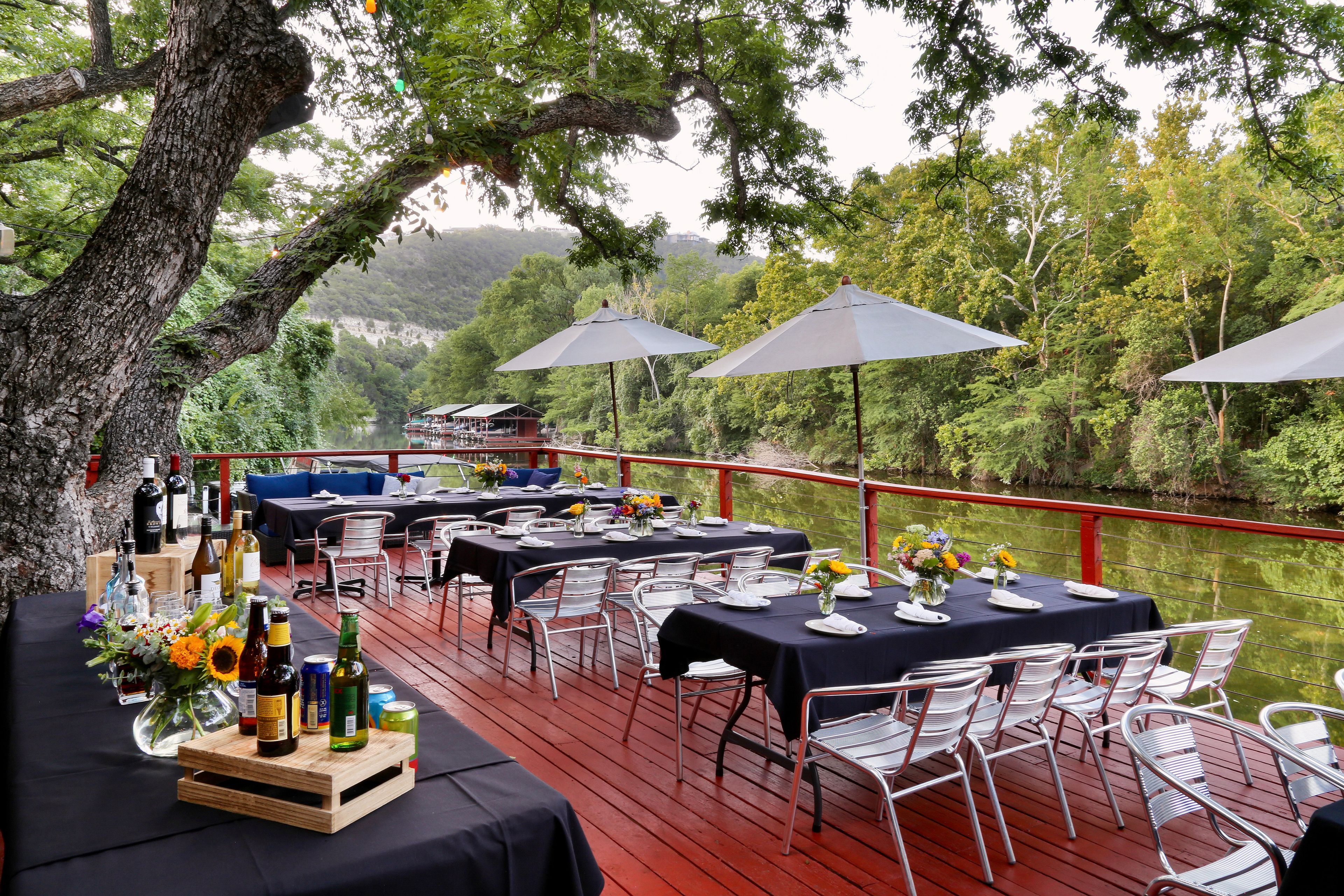 Cover photo of County Line BBQ on the Lake