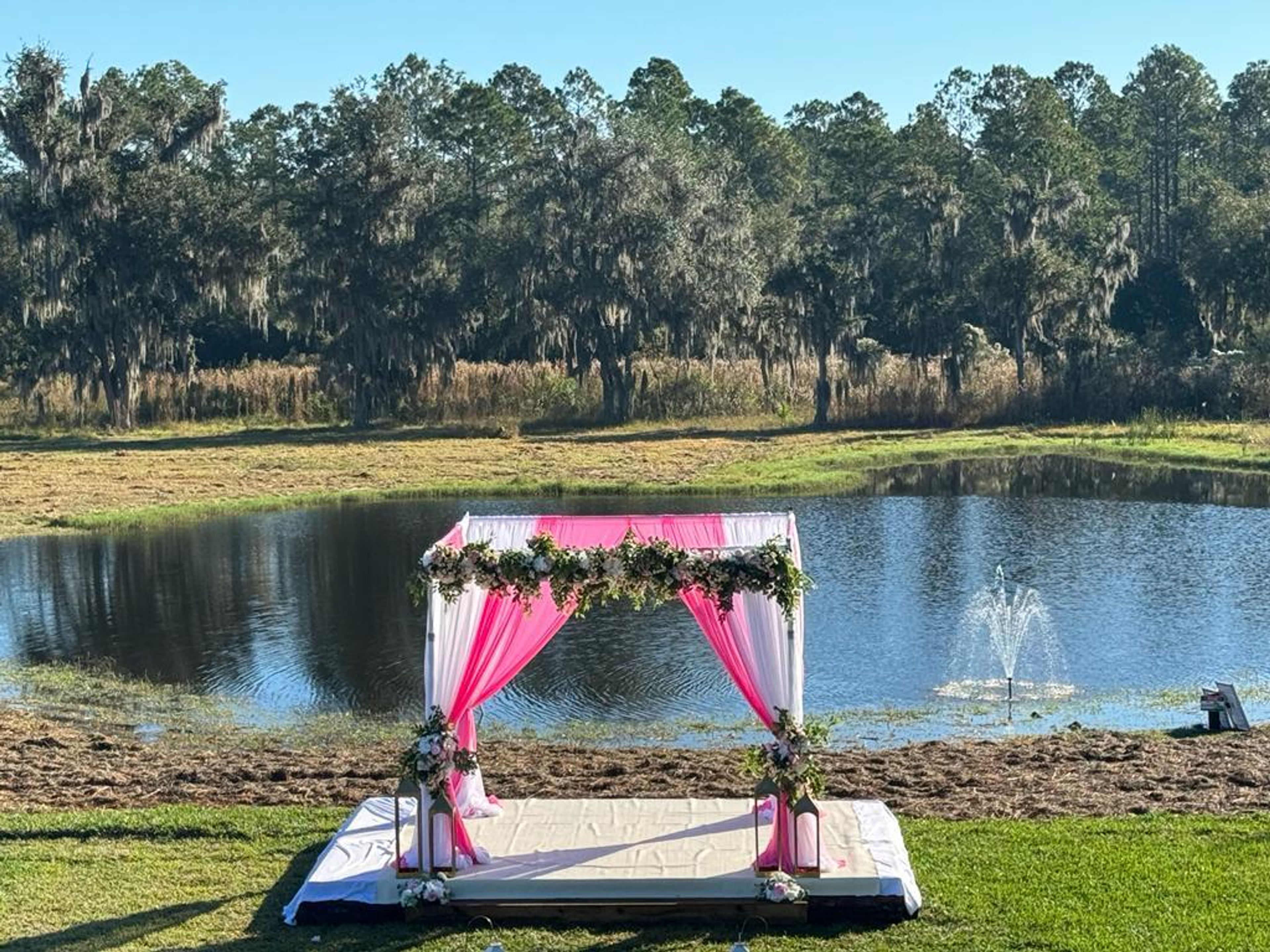 Cover photo of Elegant Barns Venue