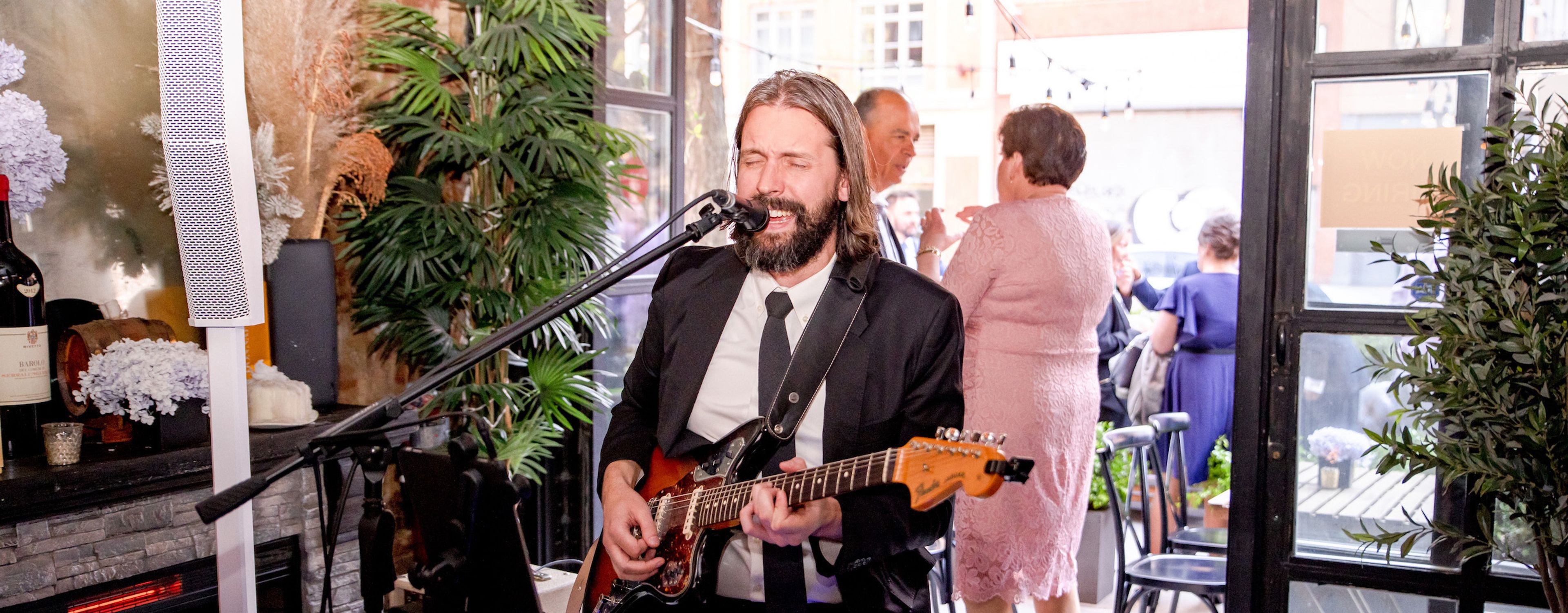 Cover photo of Grant Swift | One Man Band | Singing Guitarist