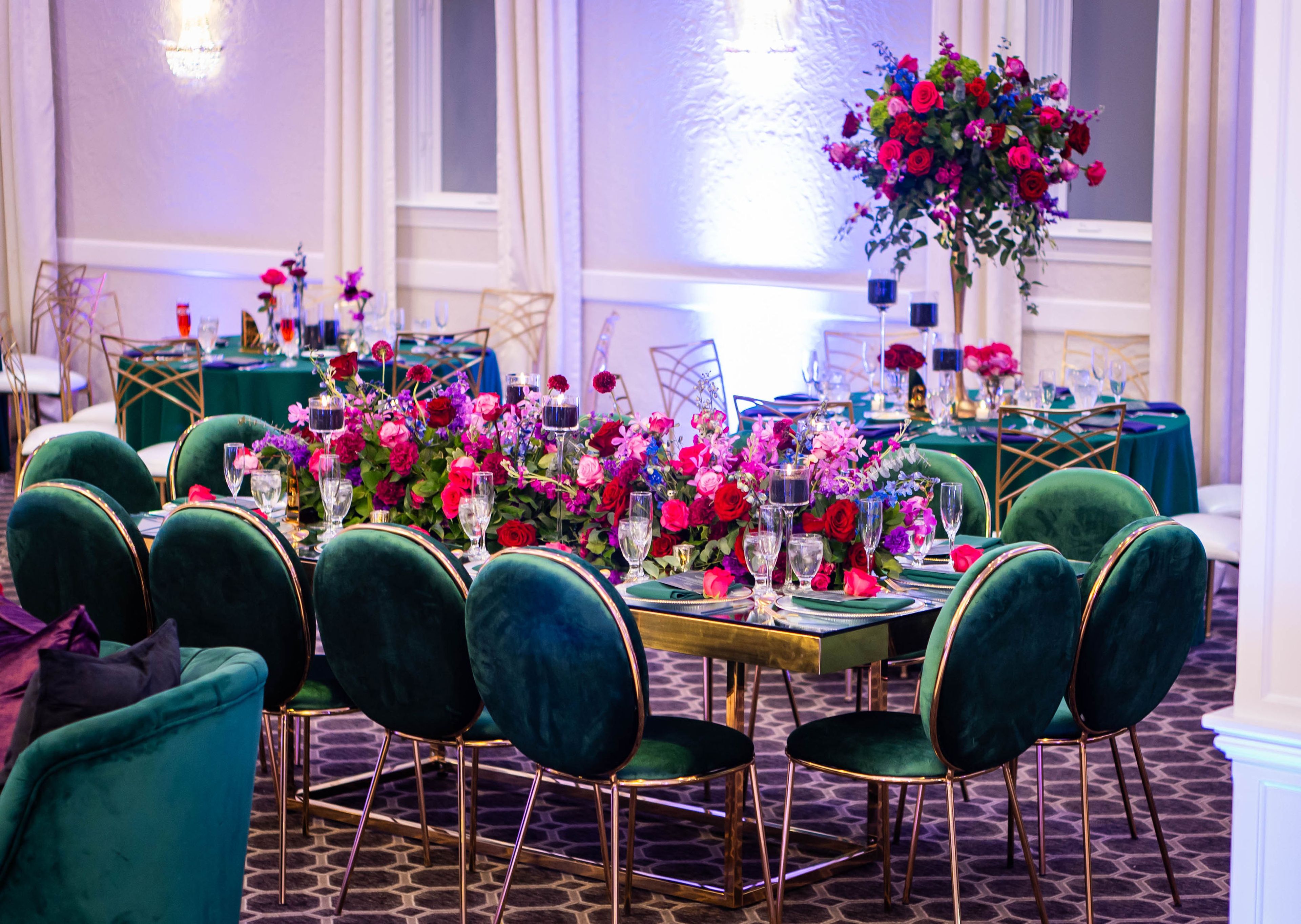 Cover photo of Voltaire Luxe Co.