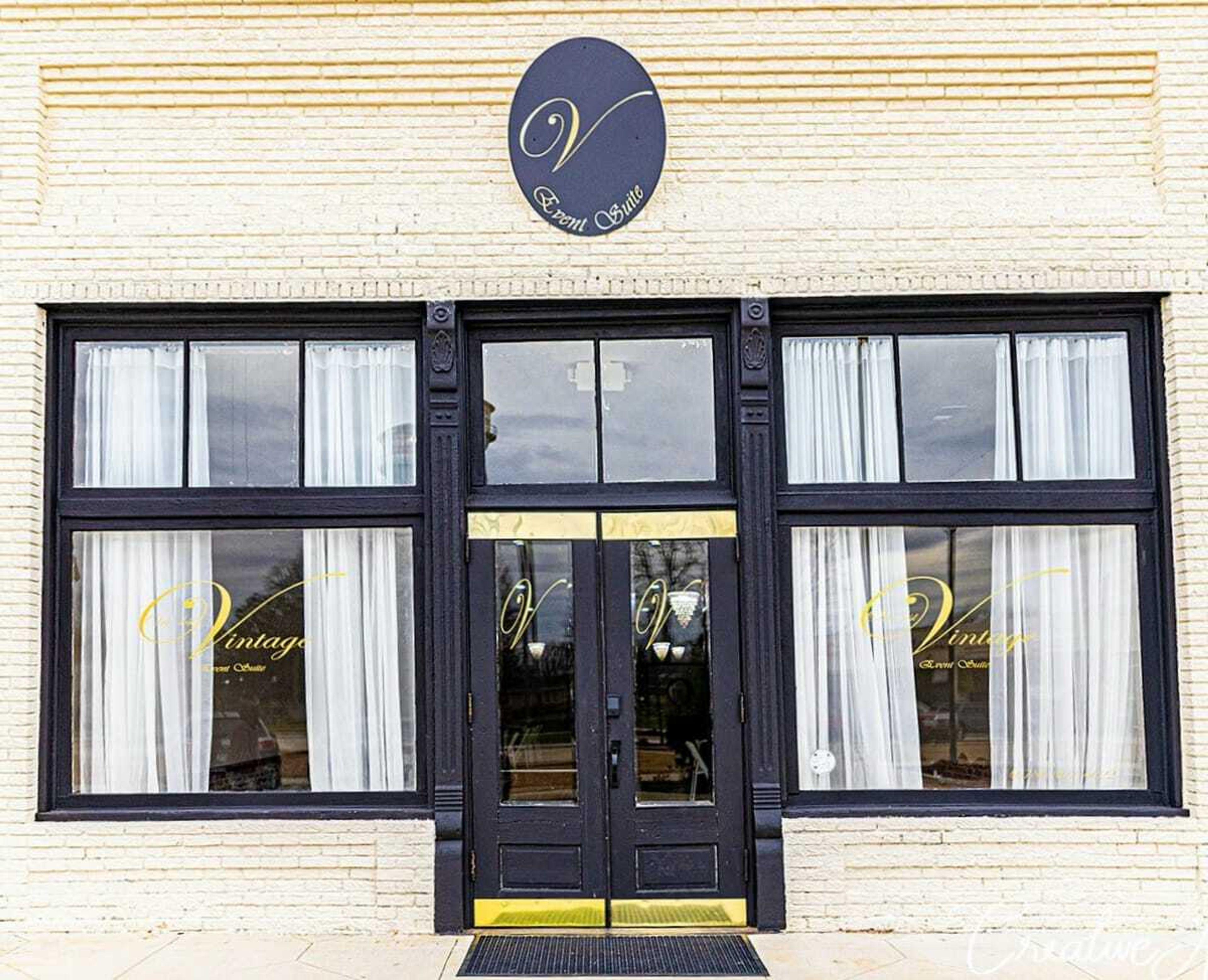 Cover photo of Vintage on 1st