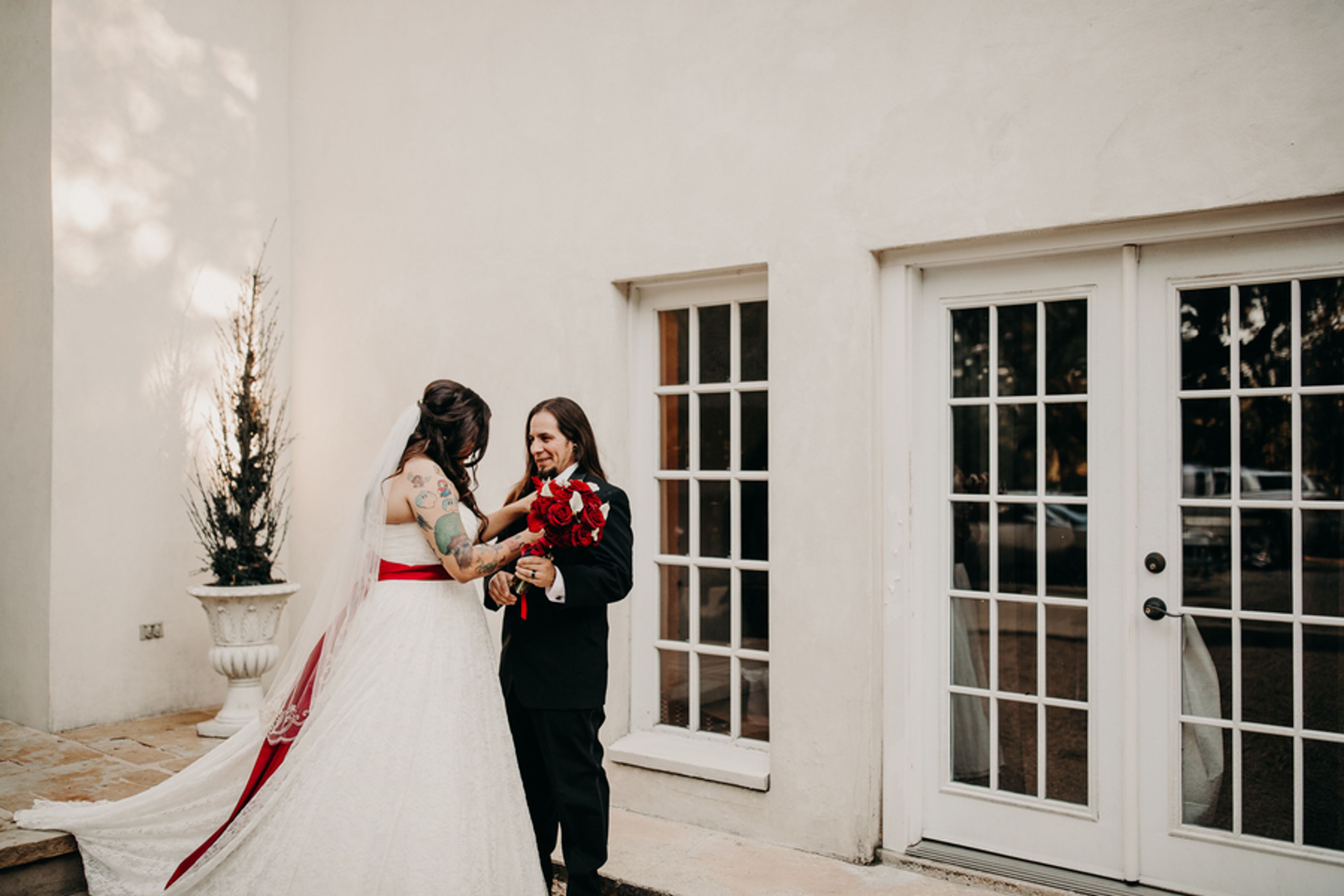 Cover photo of Nikk Nguyen Photo