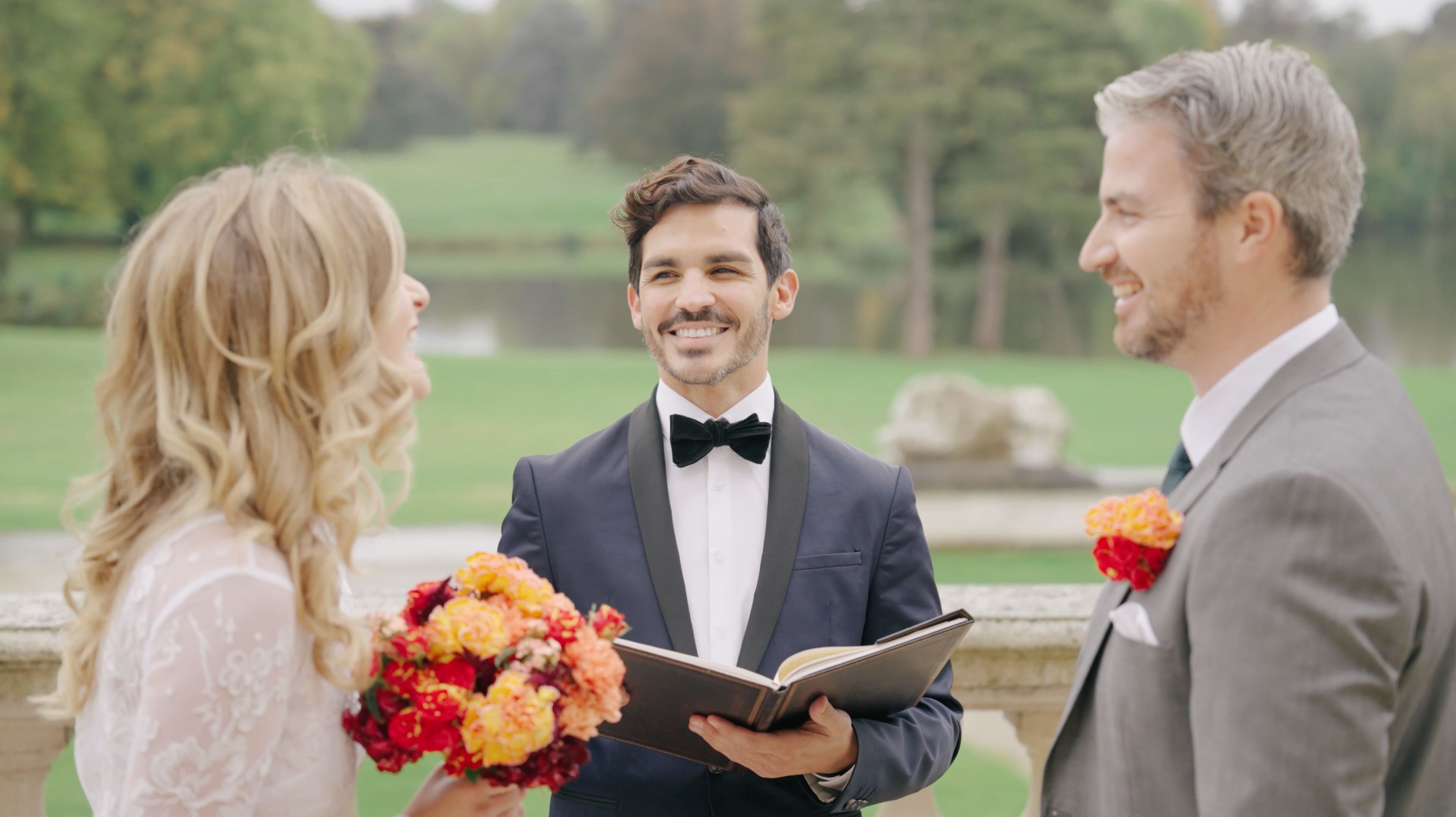 Cover photo of Wedding Officiant Paris - Efren Prieto