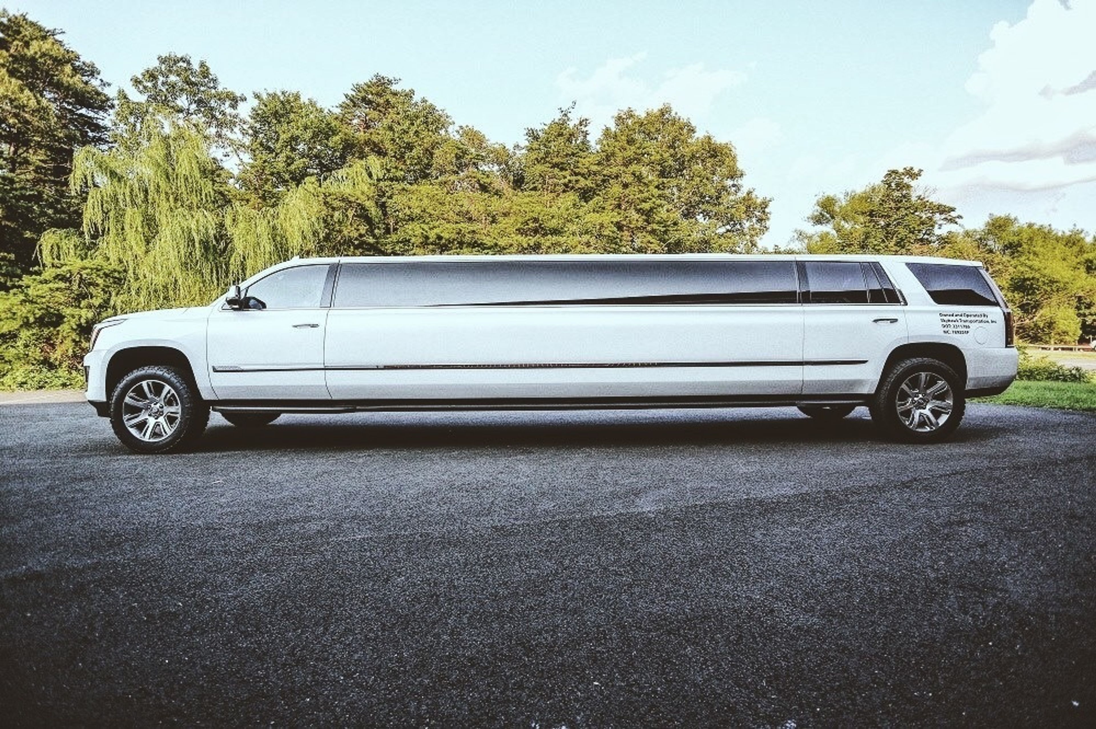 Cover photo of Skyhawk Limousine