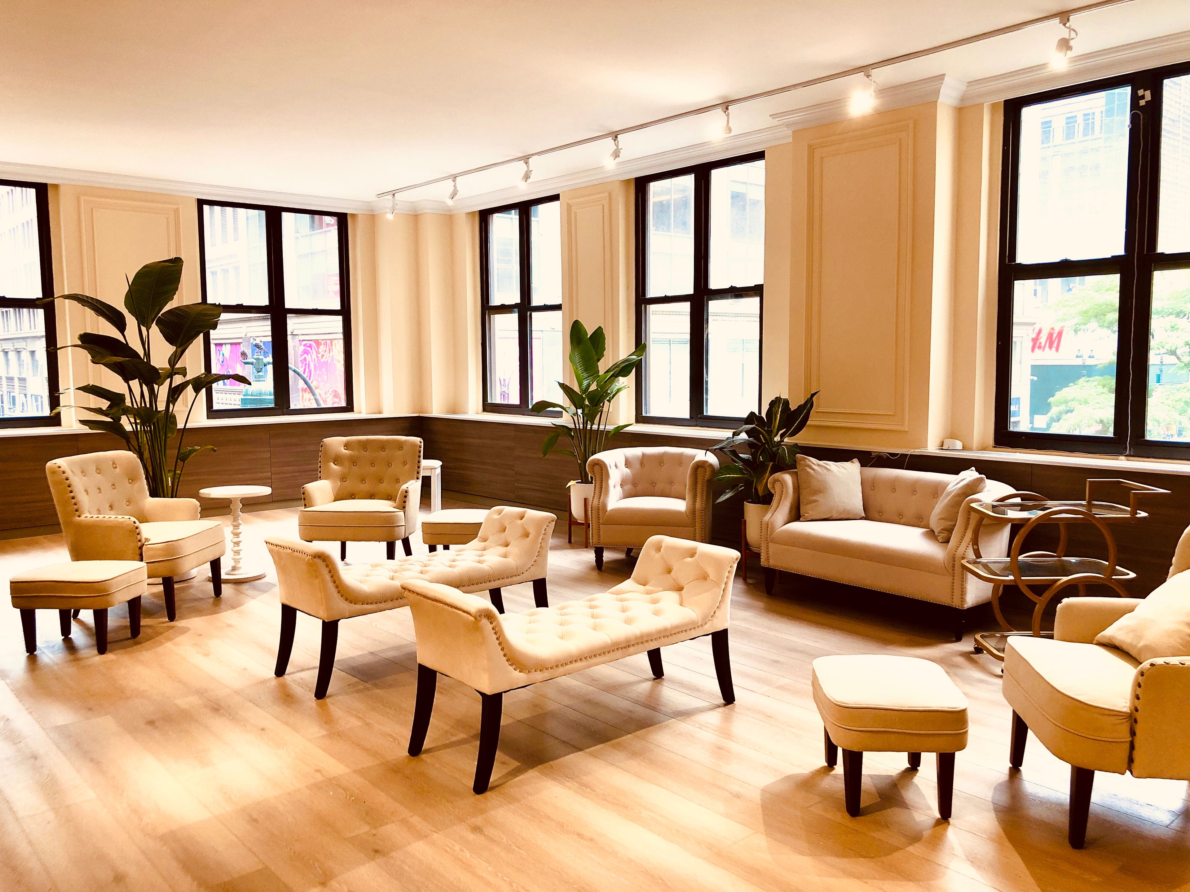 Cover photo of hisquare