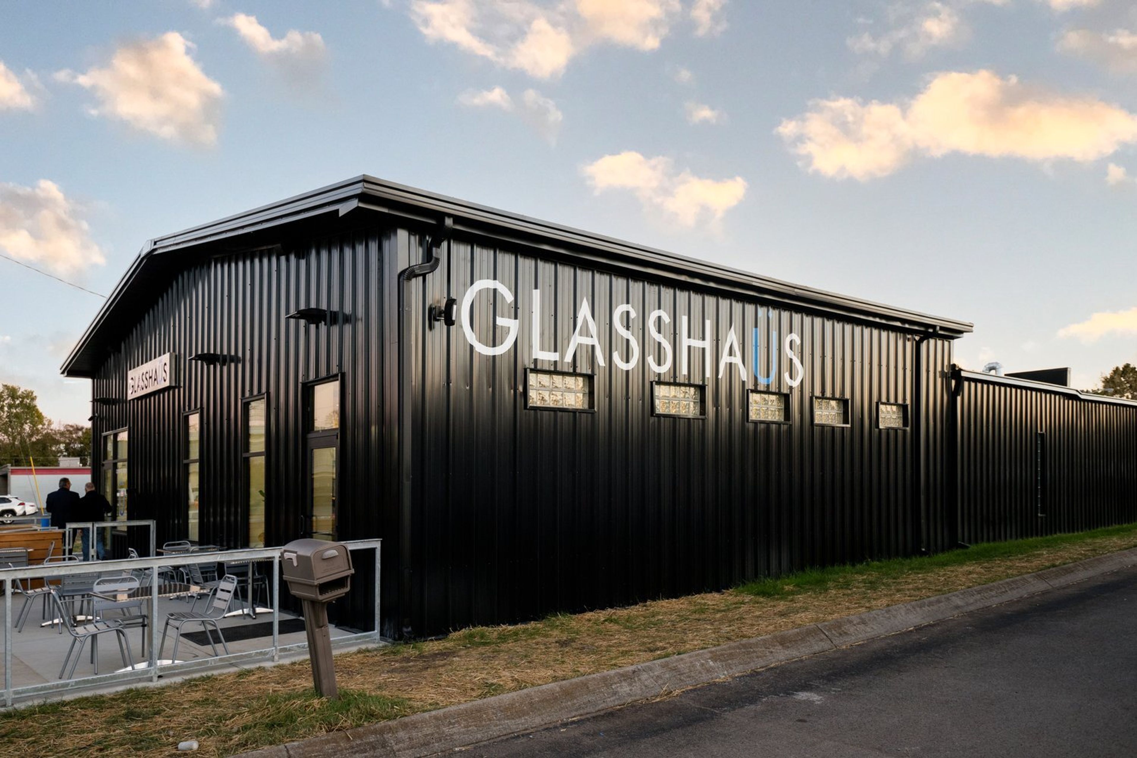 Cover photo of Nashville Glasshaüs