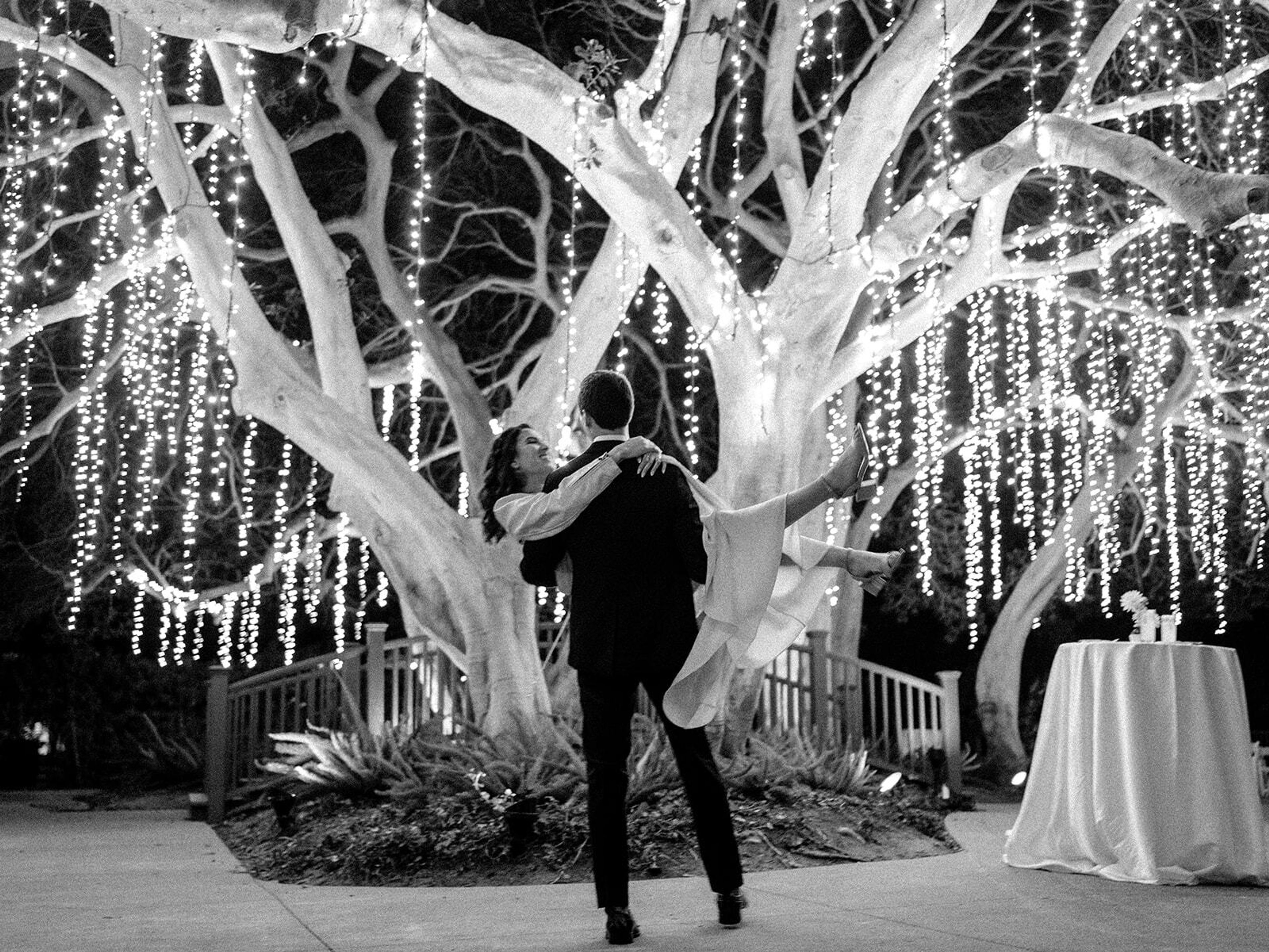 Cover photo of kissweet events