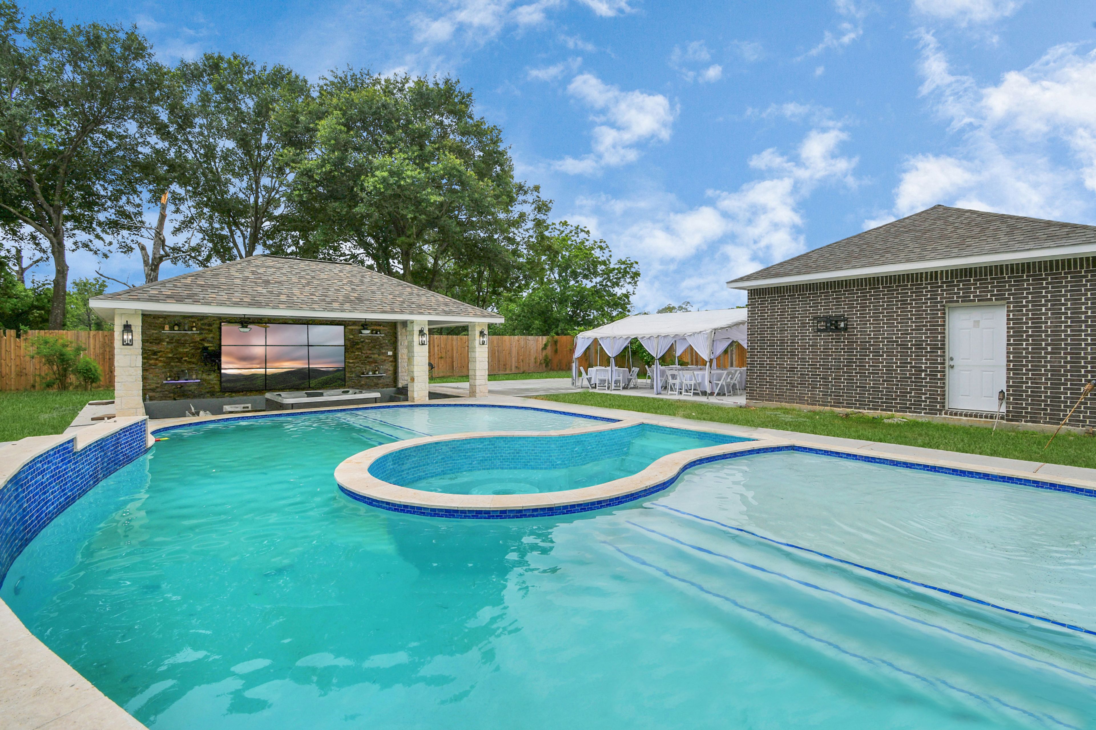 Cover photo of Swav Haus