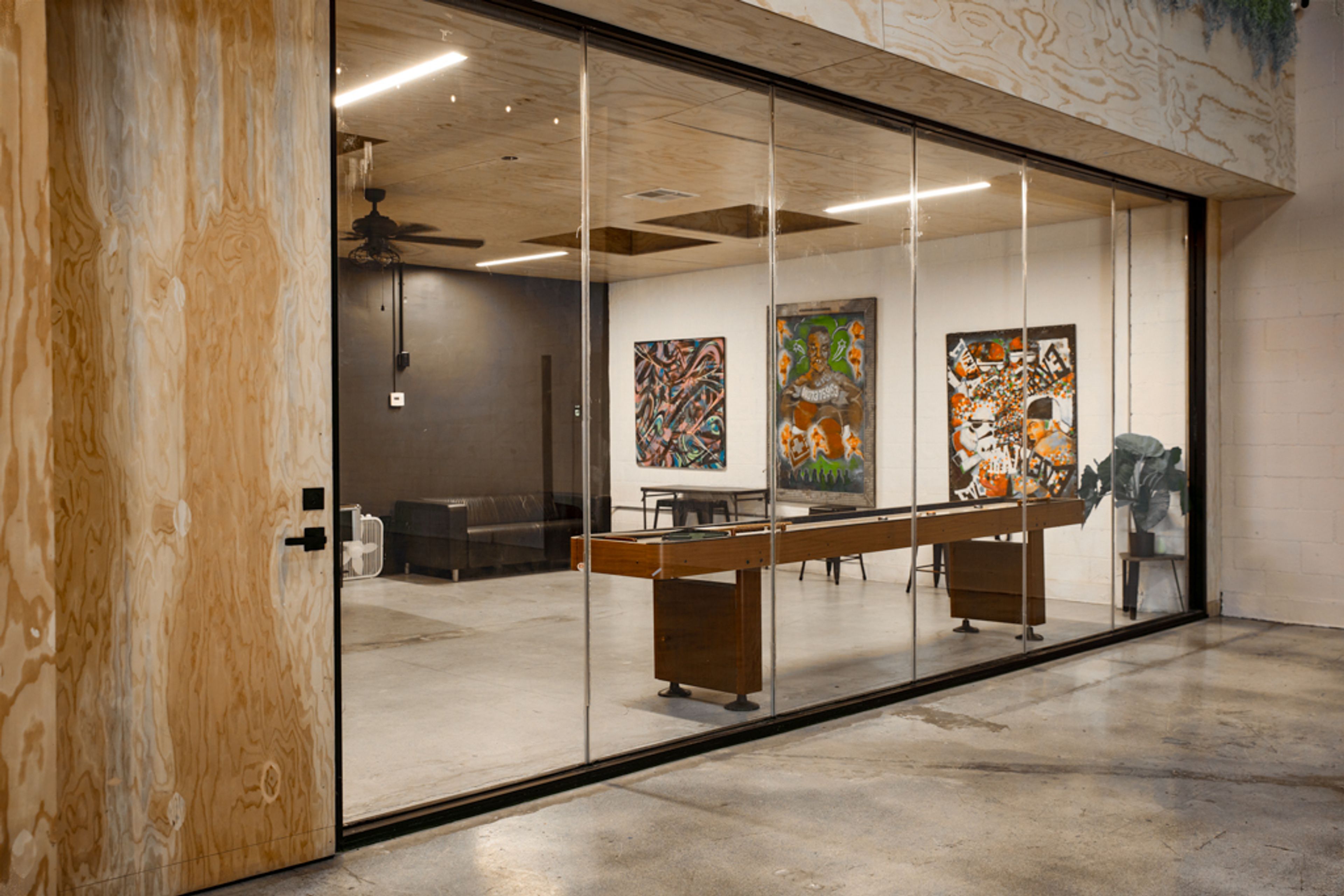 Cover photo of 9ThirtyLA