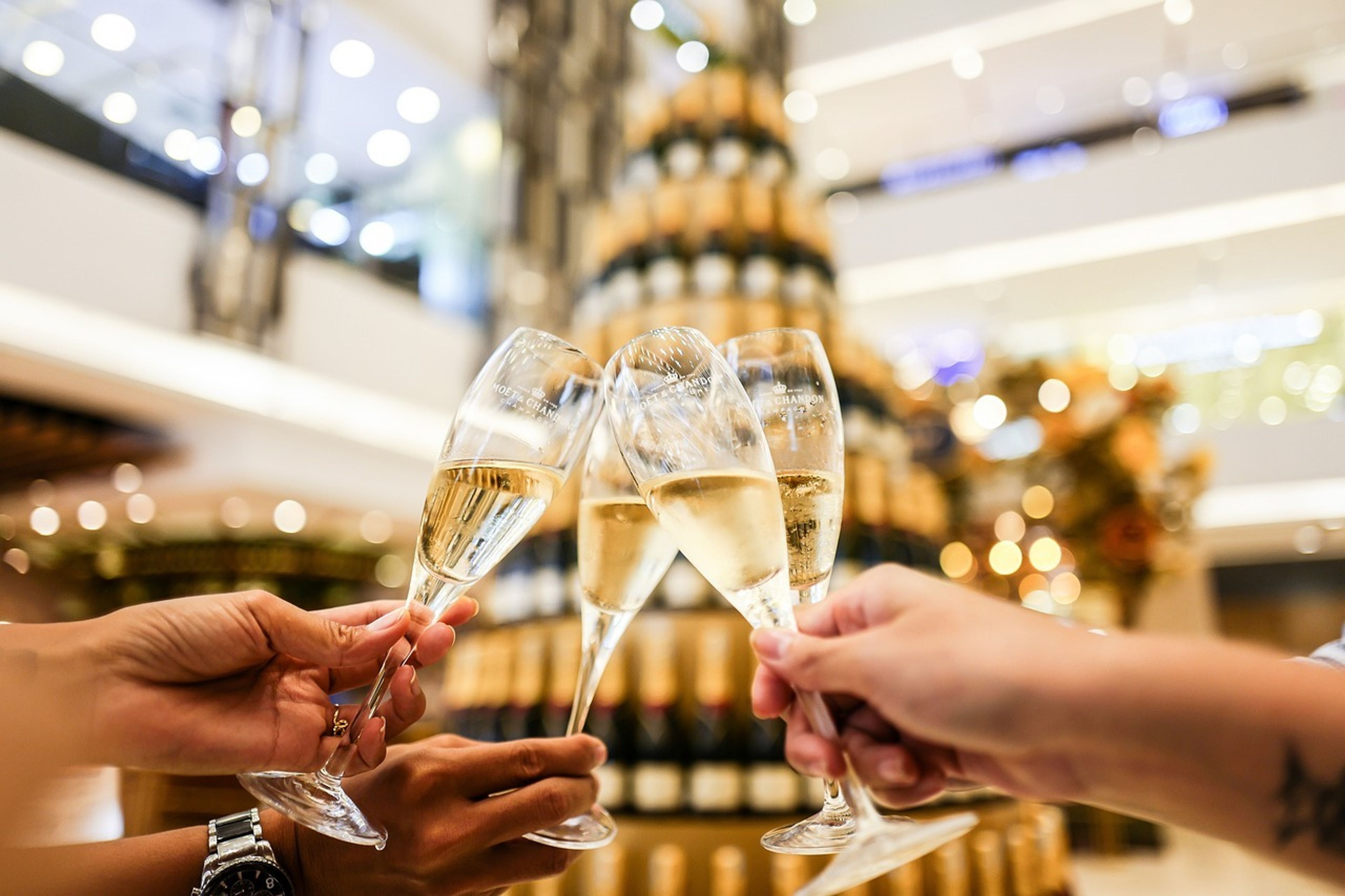 Cover photo of Wanderlust Mn Mobile Bar