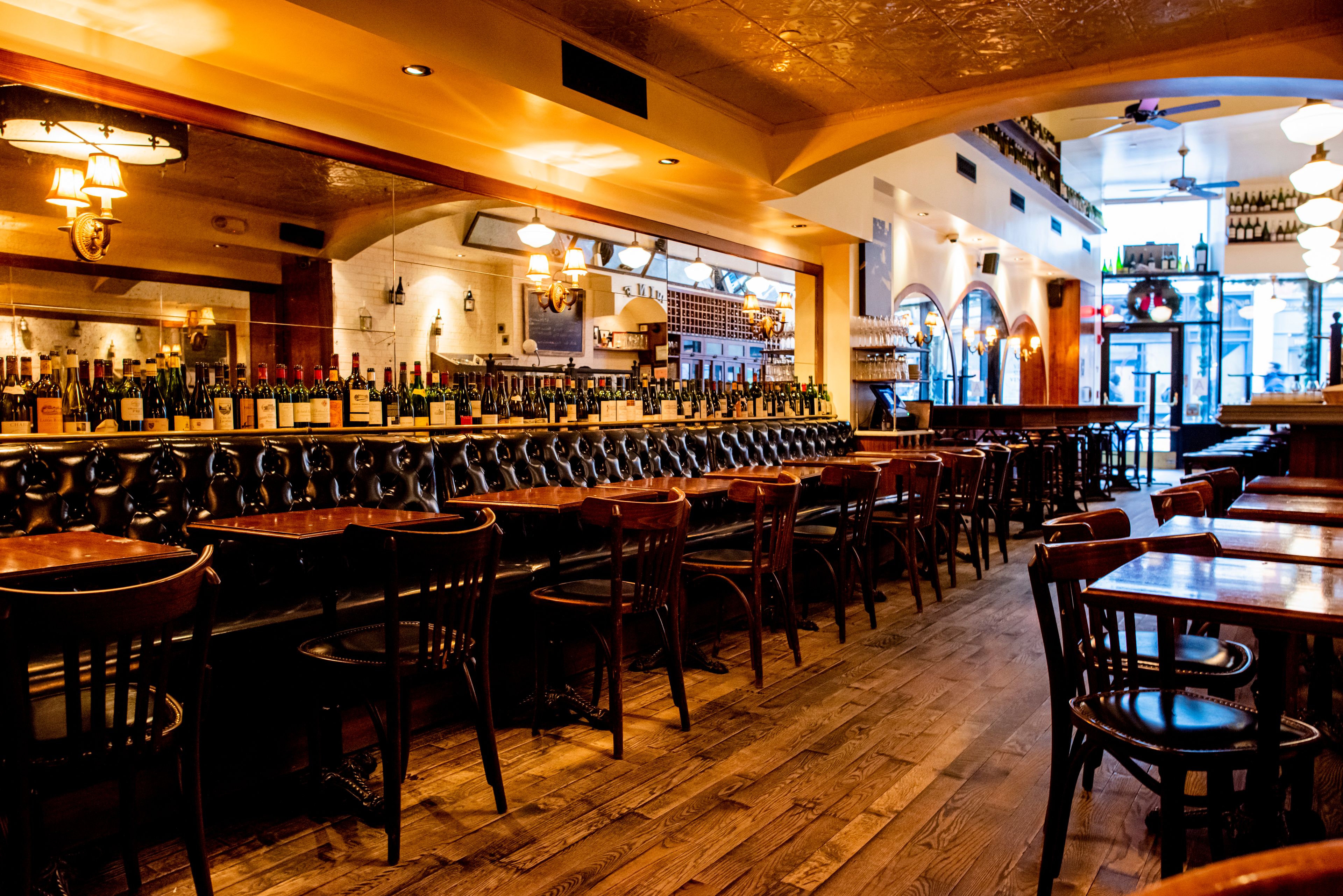 Cover photo of Vin Sur Vingt Wine Bar Nomad