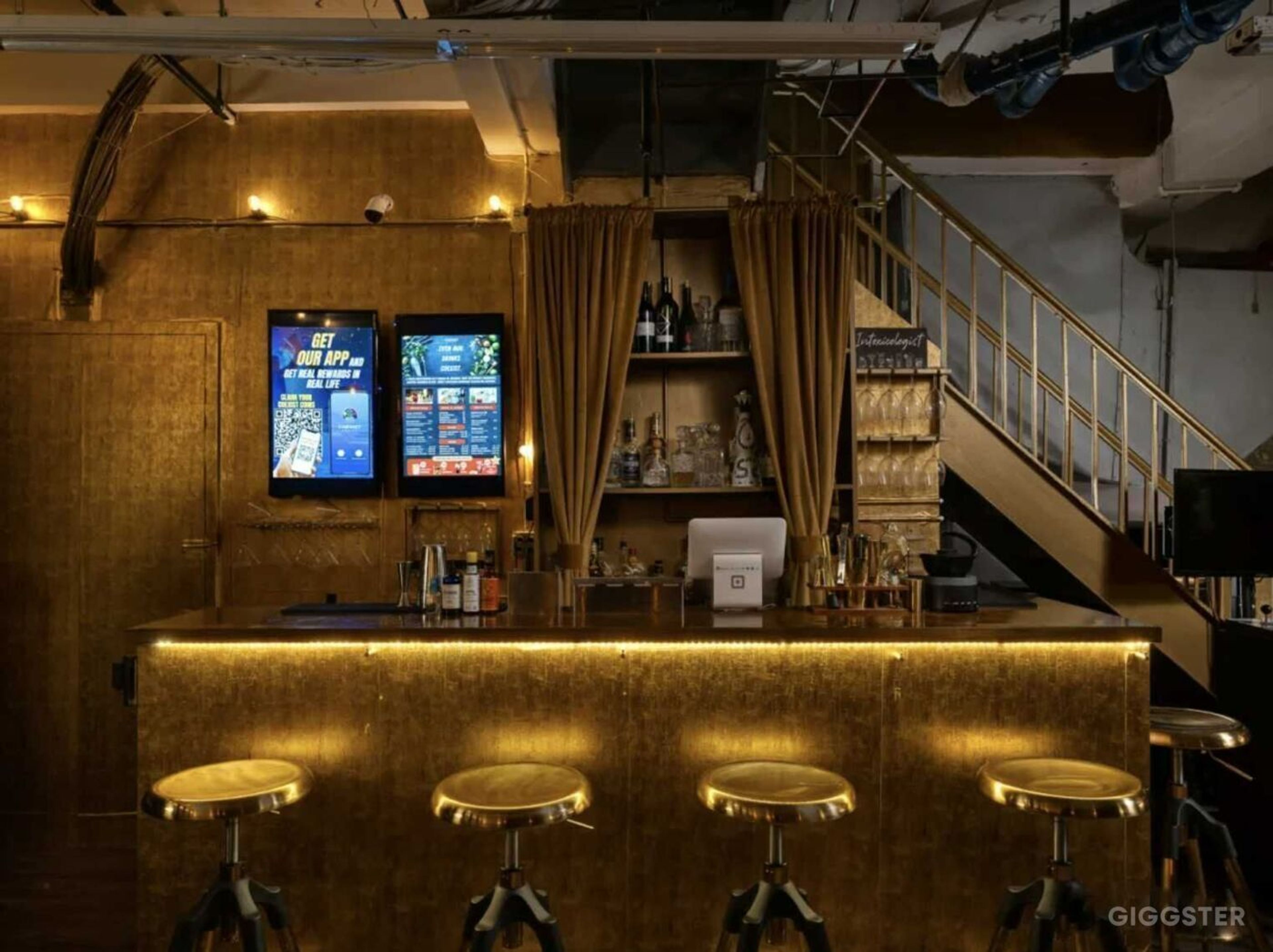 Cover photo of Swanky Speakeasy Bar & Lounge