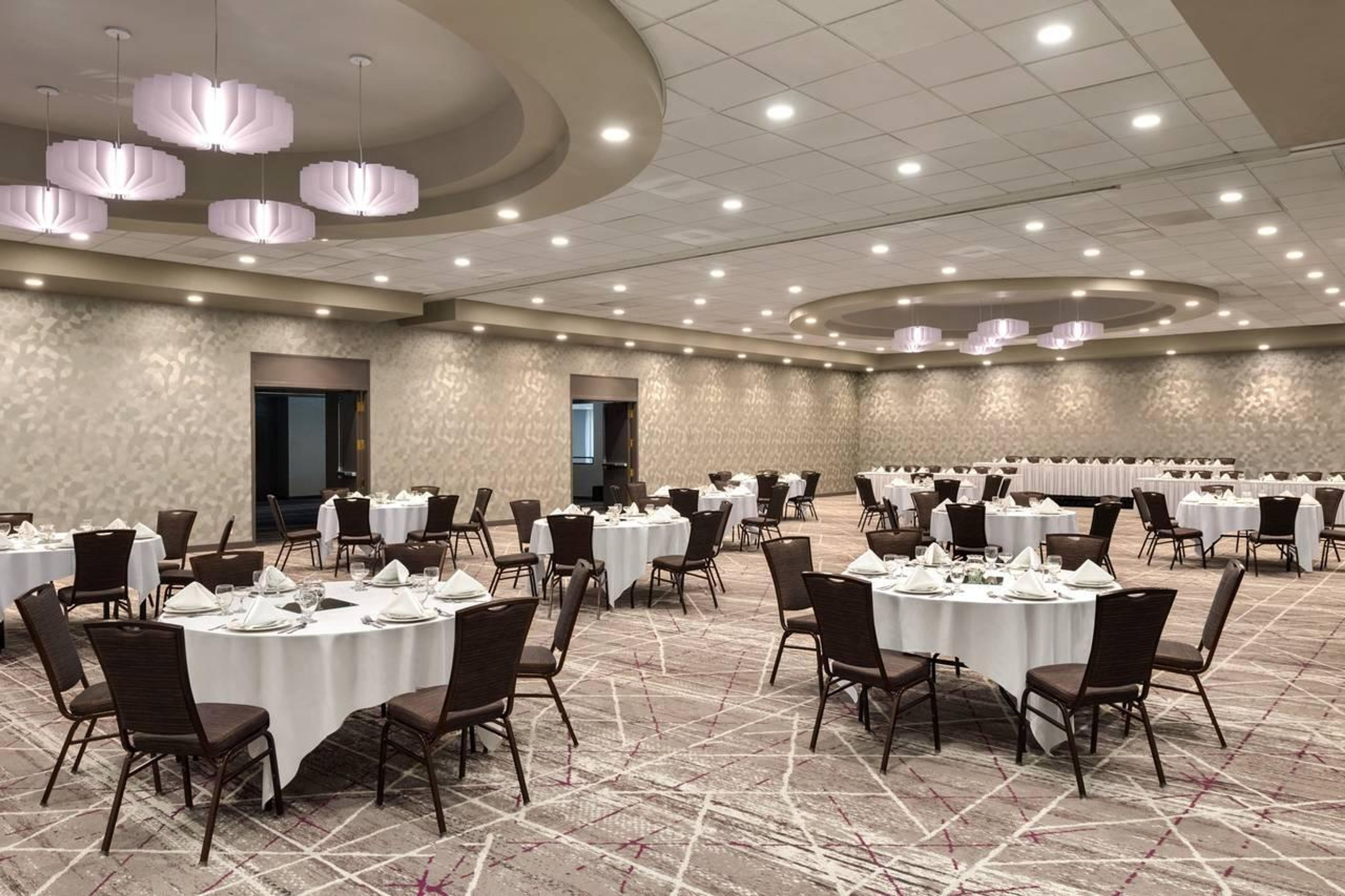 Cover photo of DoubleTree by Hilton Hotel St Paul Downtown
