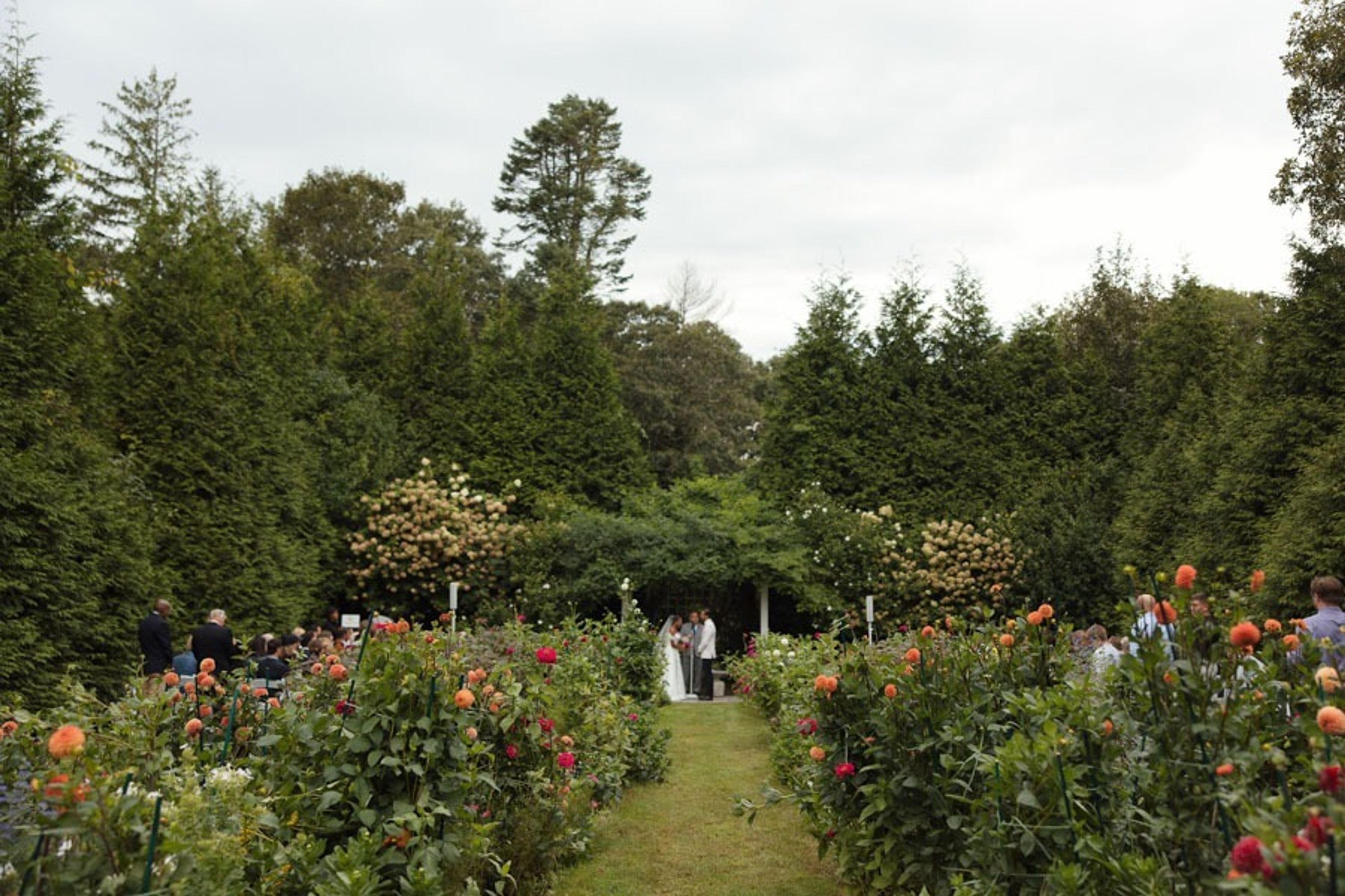 Cover photo of Lambert's Cove Inn & Resort I Martha's Vineyard