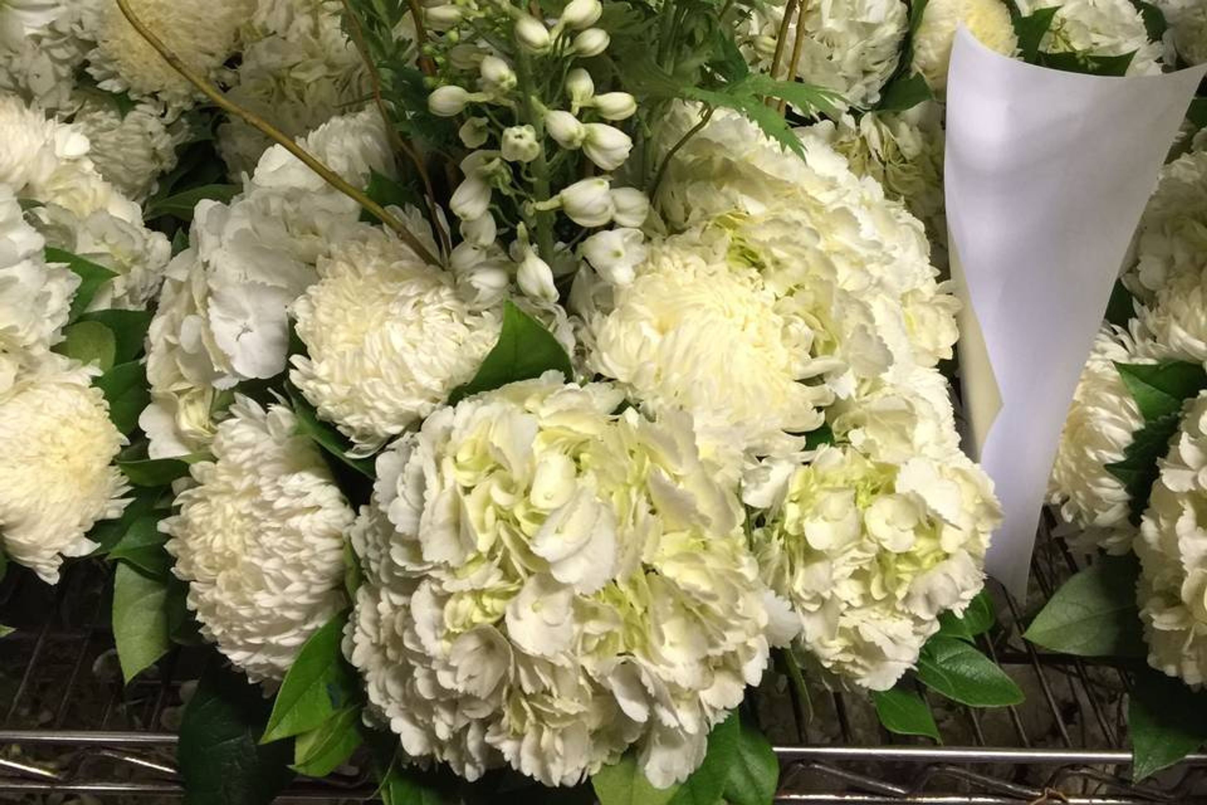 Cover photo of Tina's Flowers