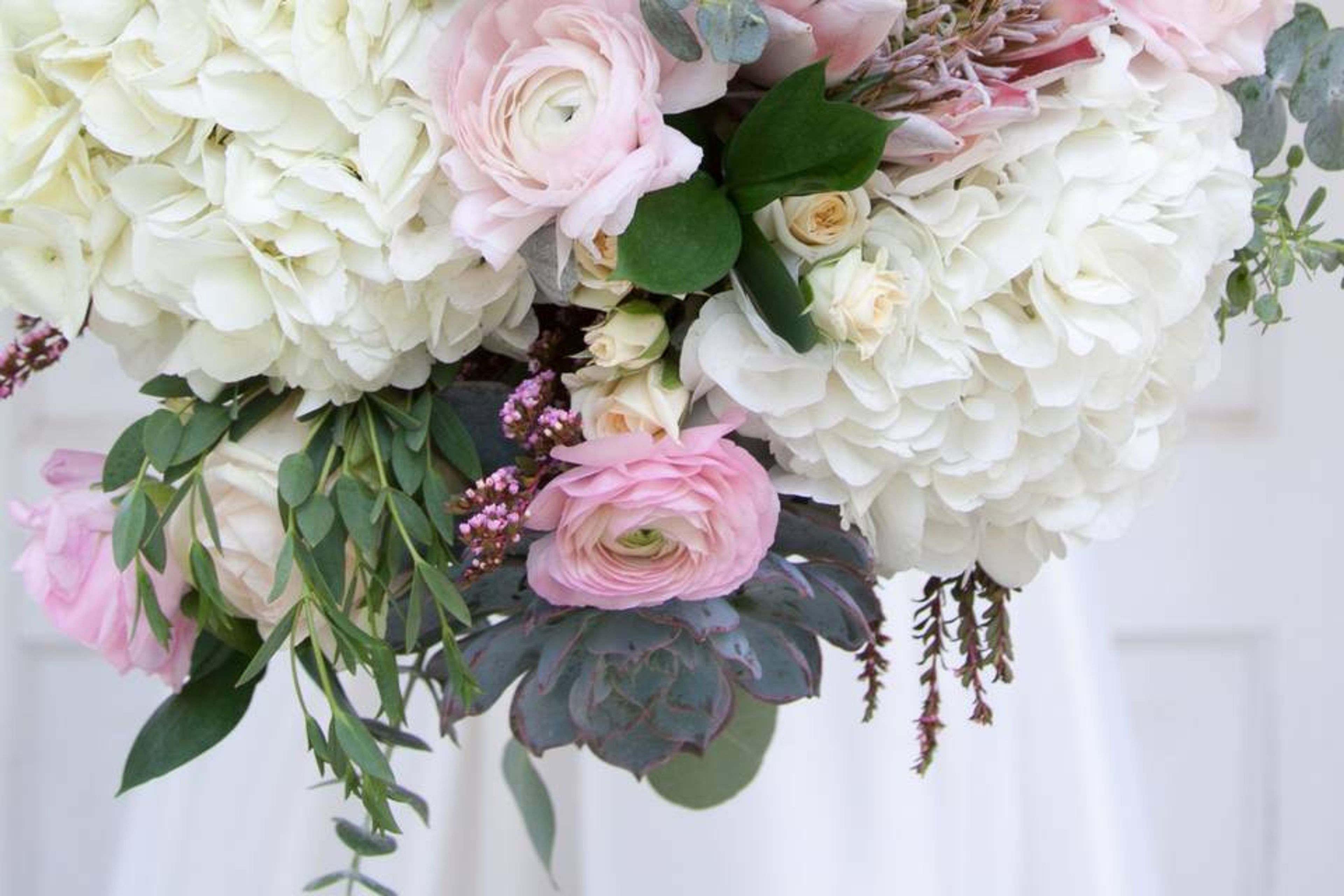 Cover photo of Aitkin Flowers & Gifts