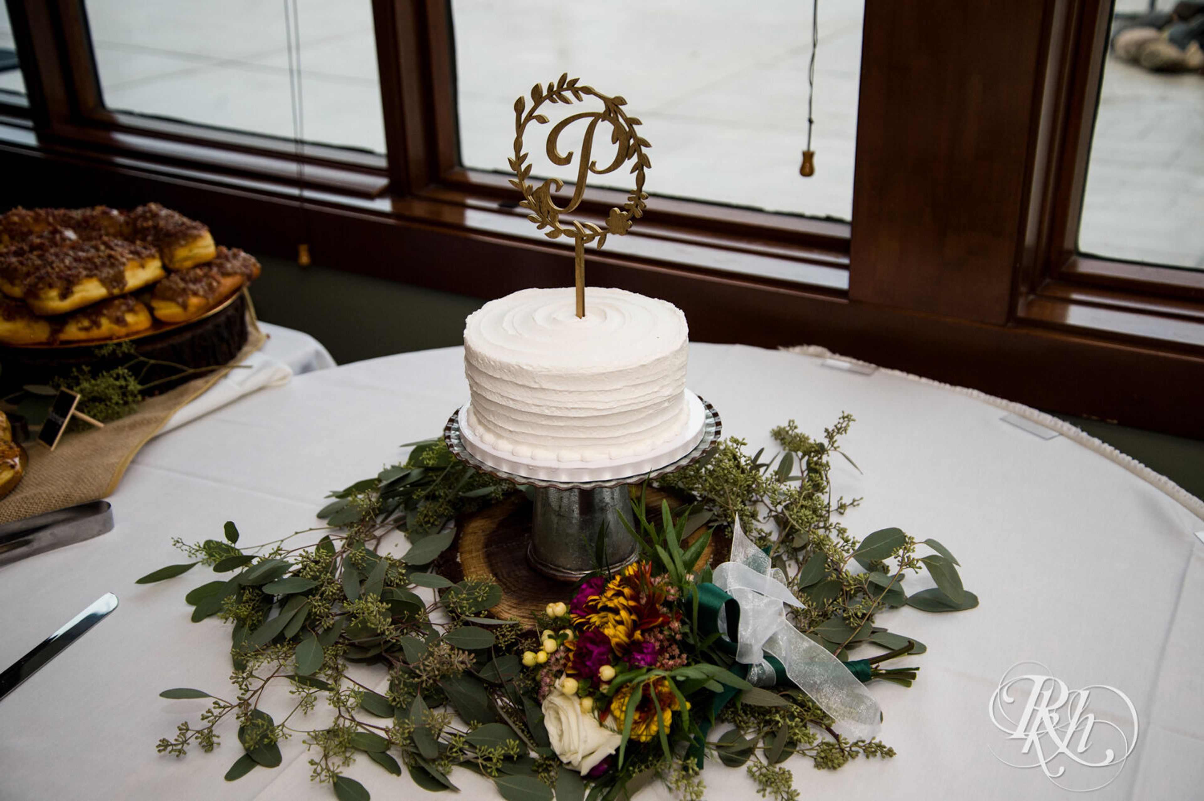 Cover photo of Grapevine Gifts & Rentals, LLC