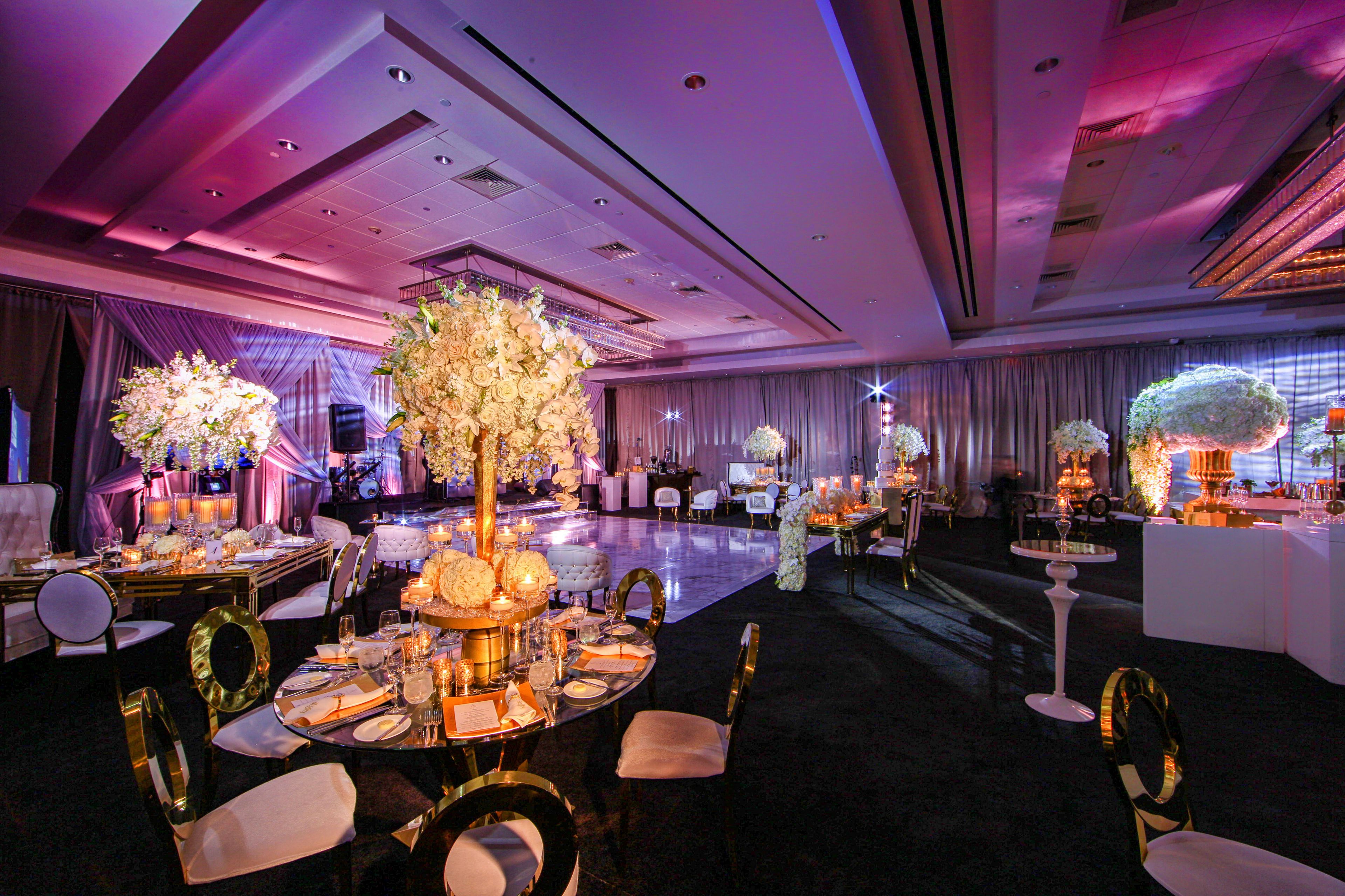 Cover photo of Fontainebleau Miami Beach