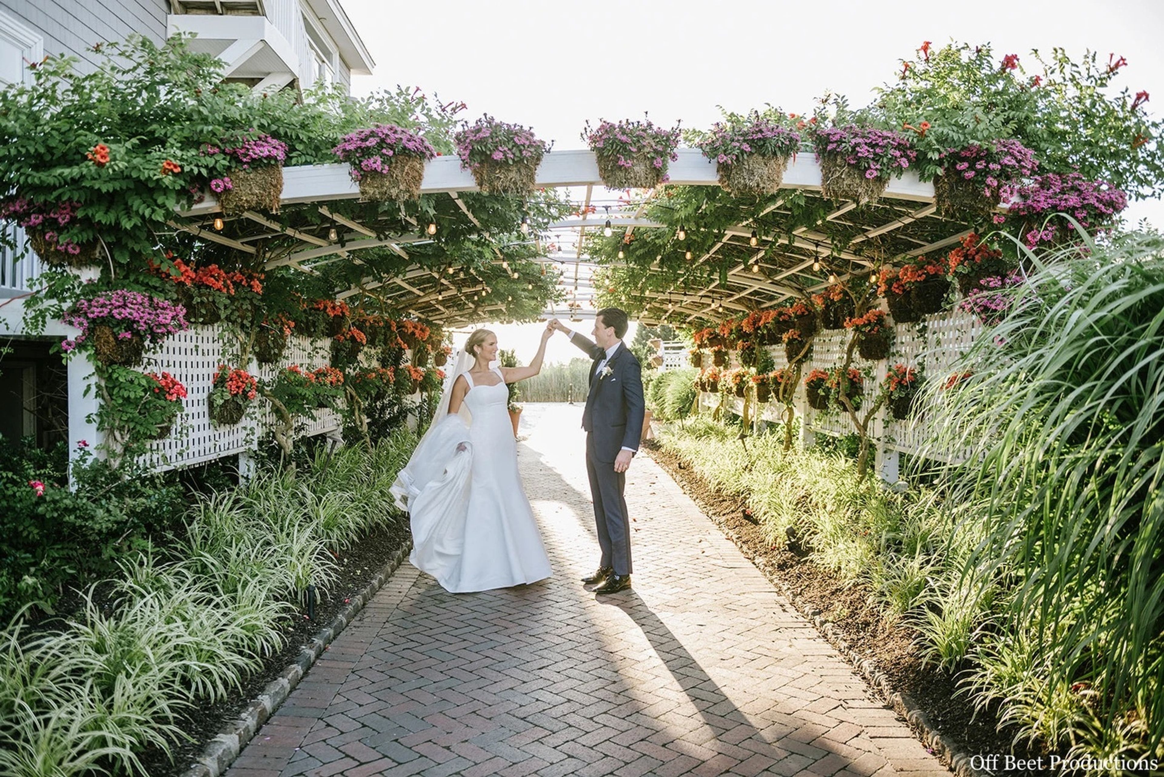 Cover photo of Brooke Voris Weddings