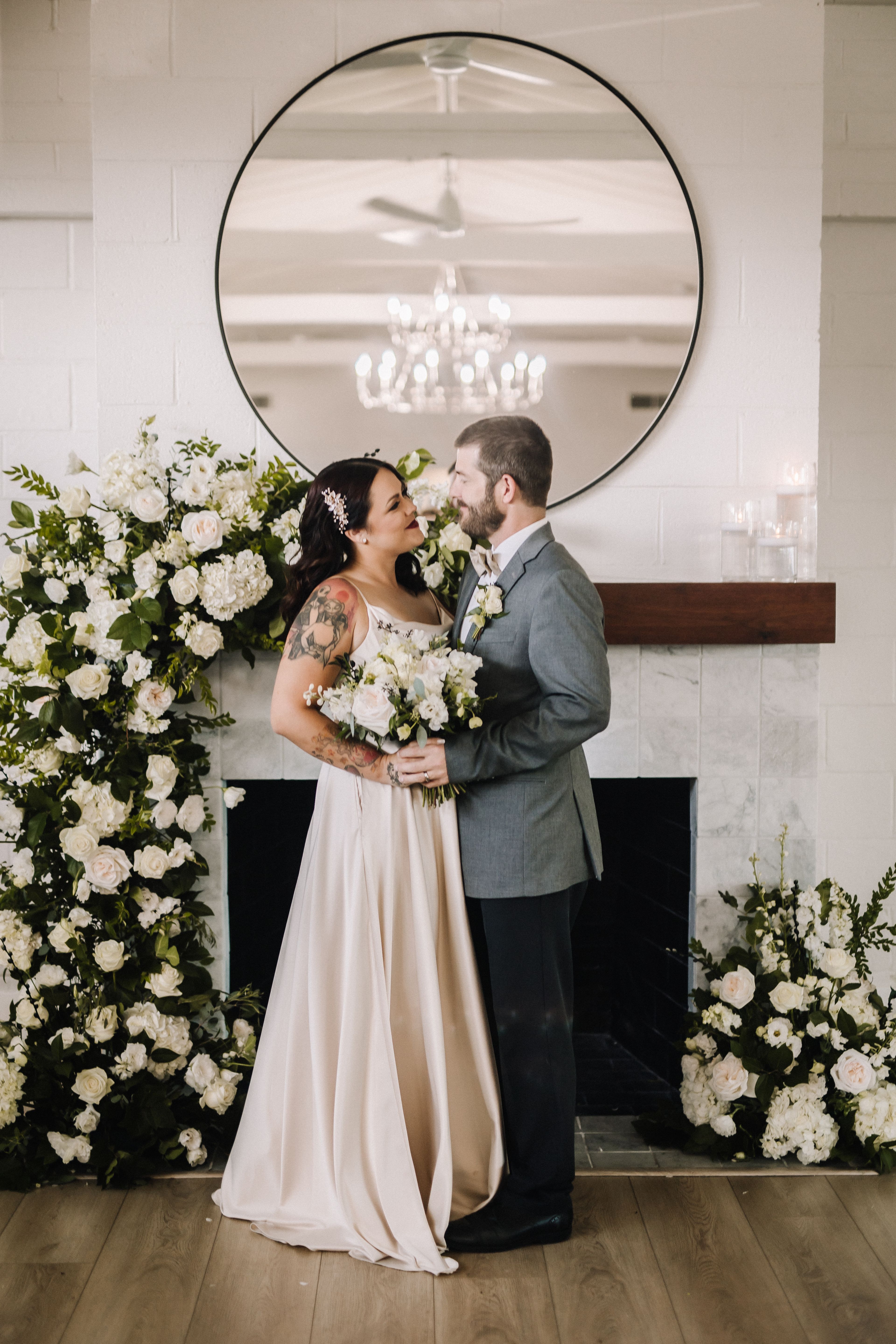 Cover photo of unforgettable flowers by Tania