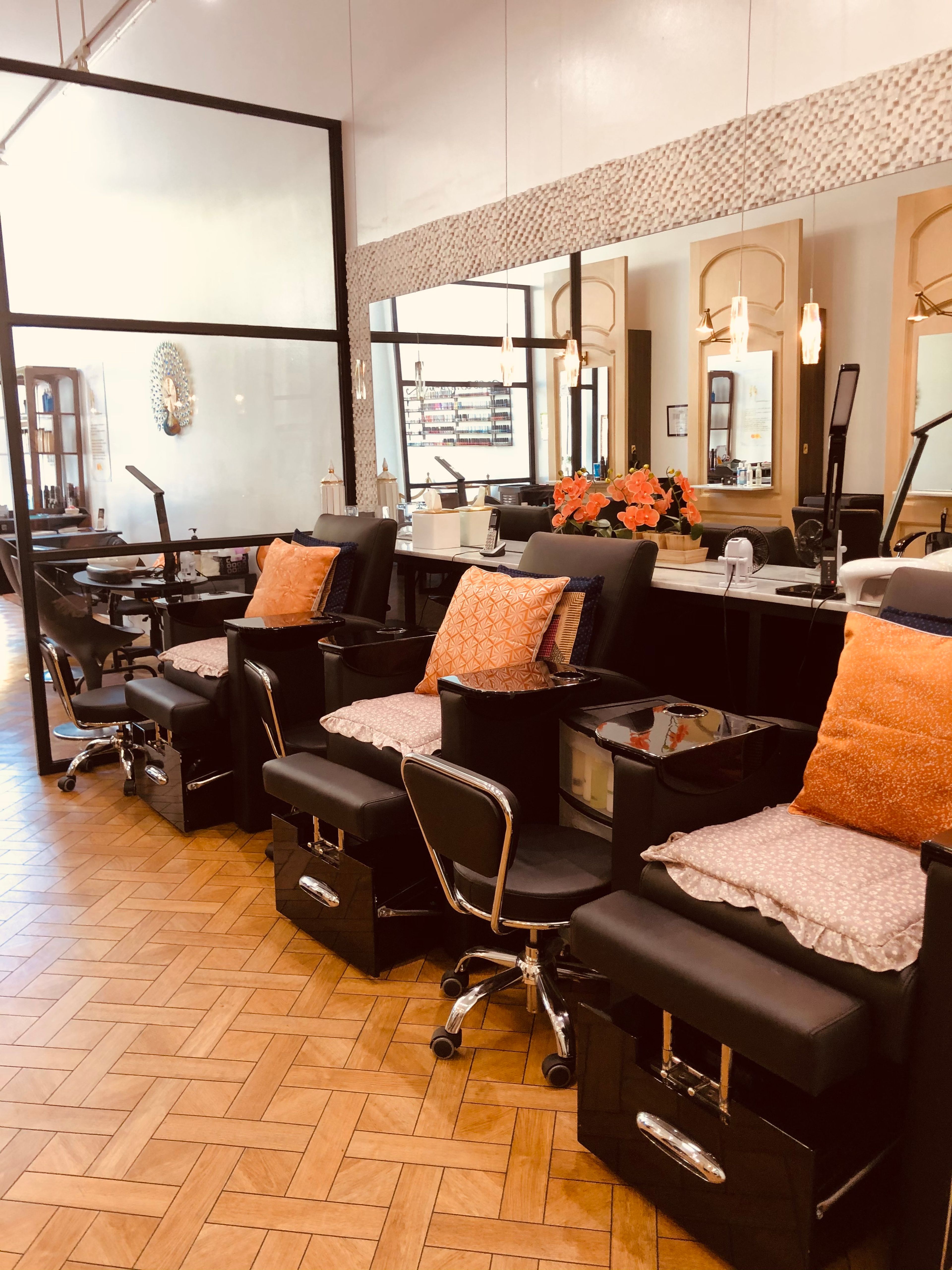 Cover photo of Meetups over hair and nails