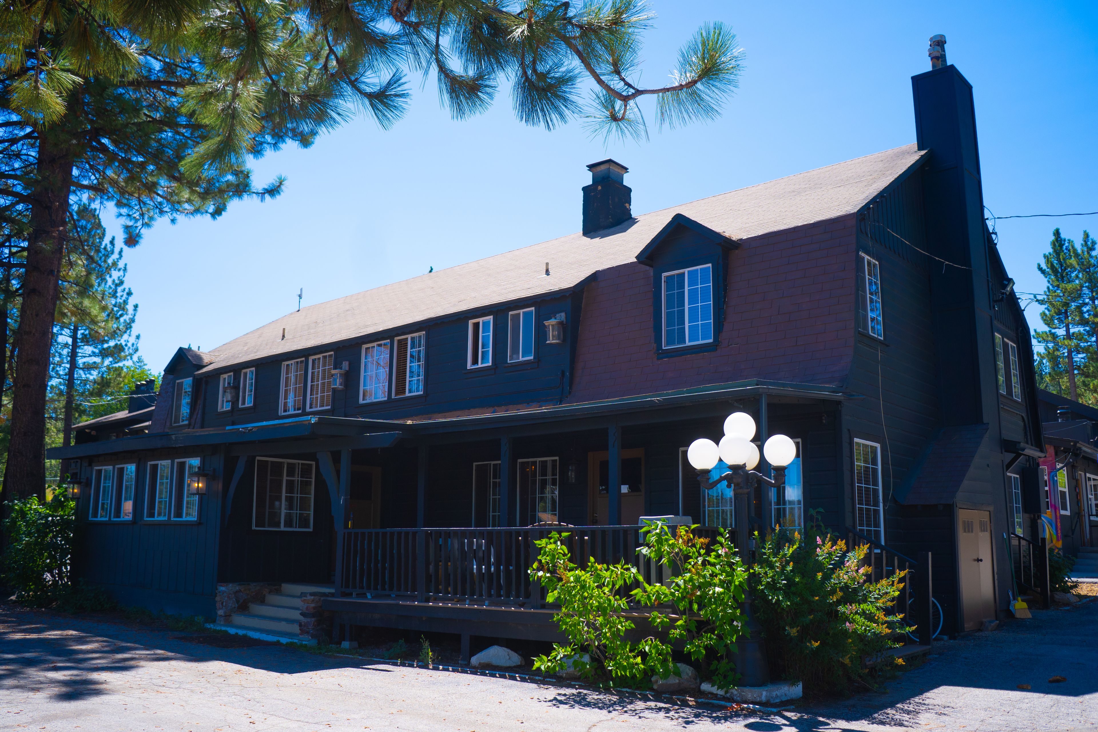 Cover photo of Sessions Retreat & Hotel