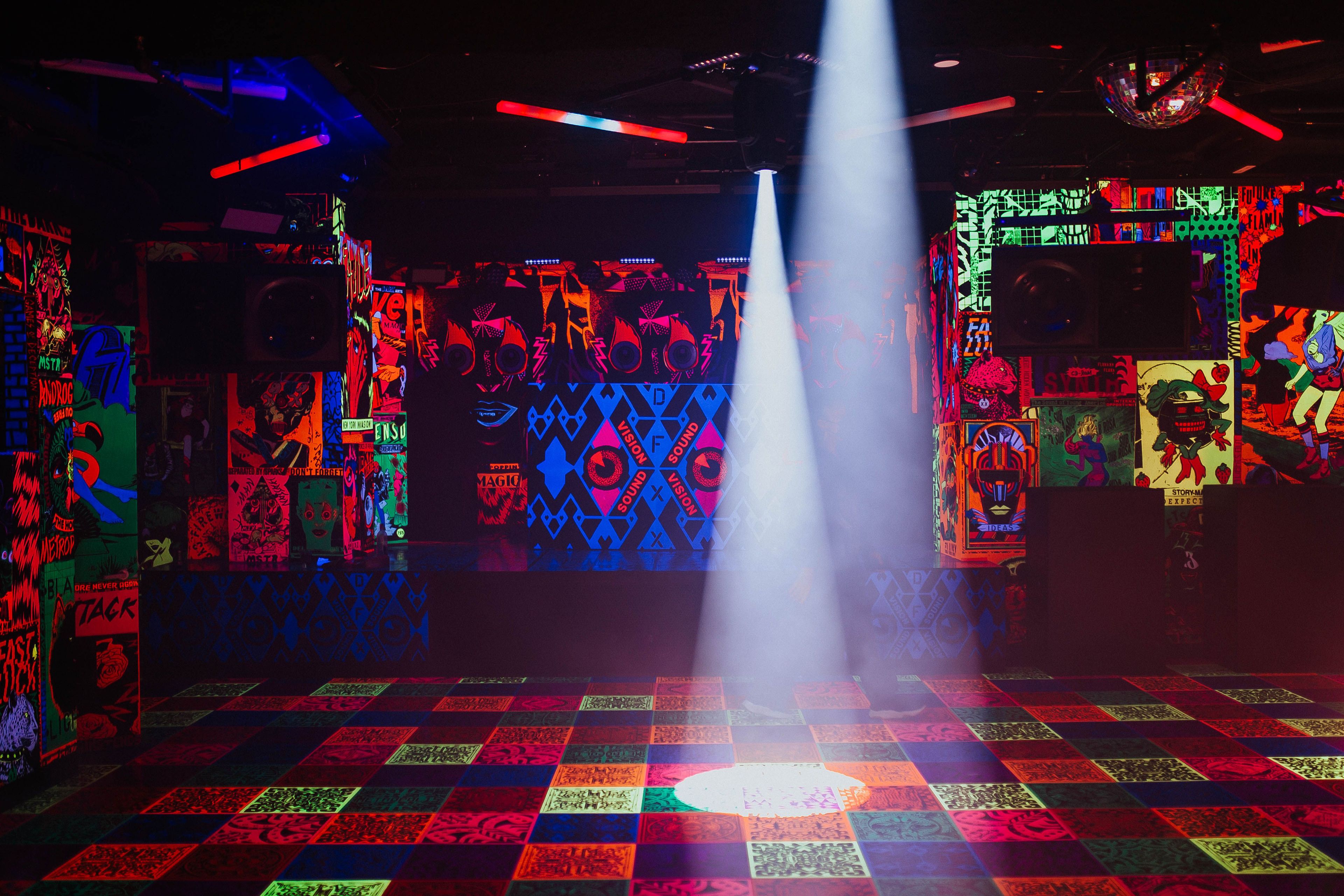 Cover photo of Deluxx Fluxx