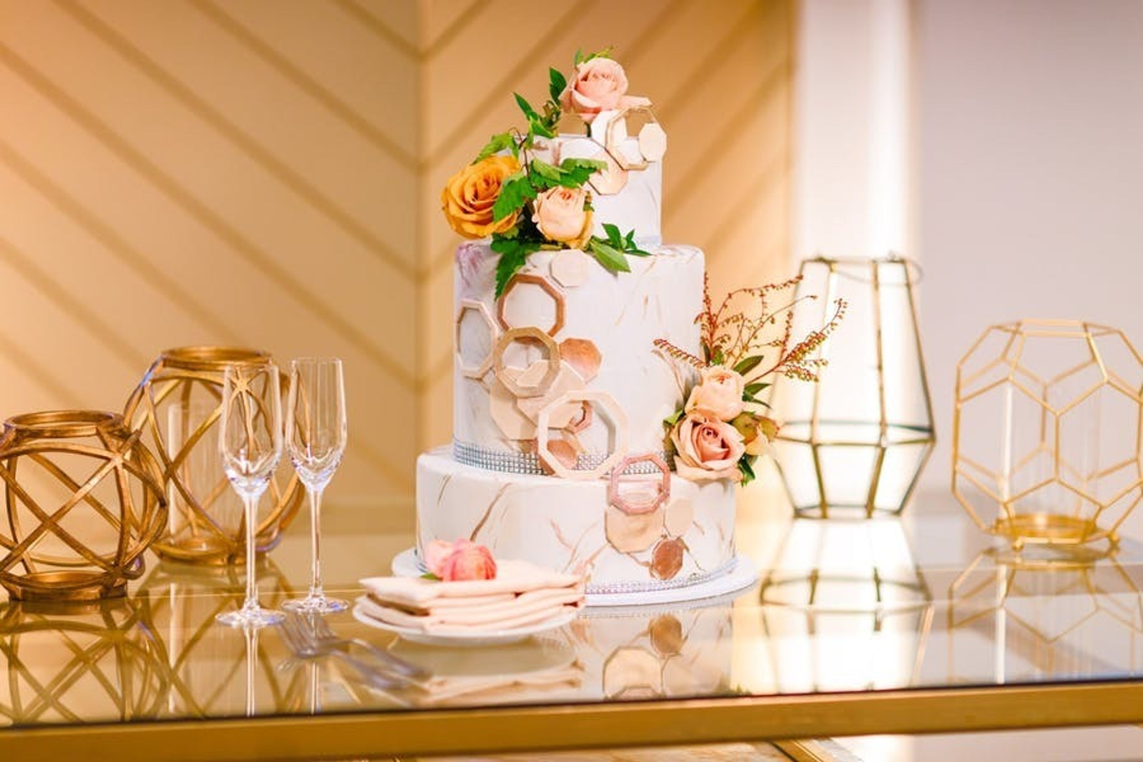 Cover photo of Cake & Art