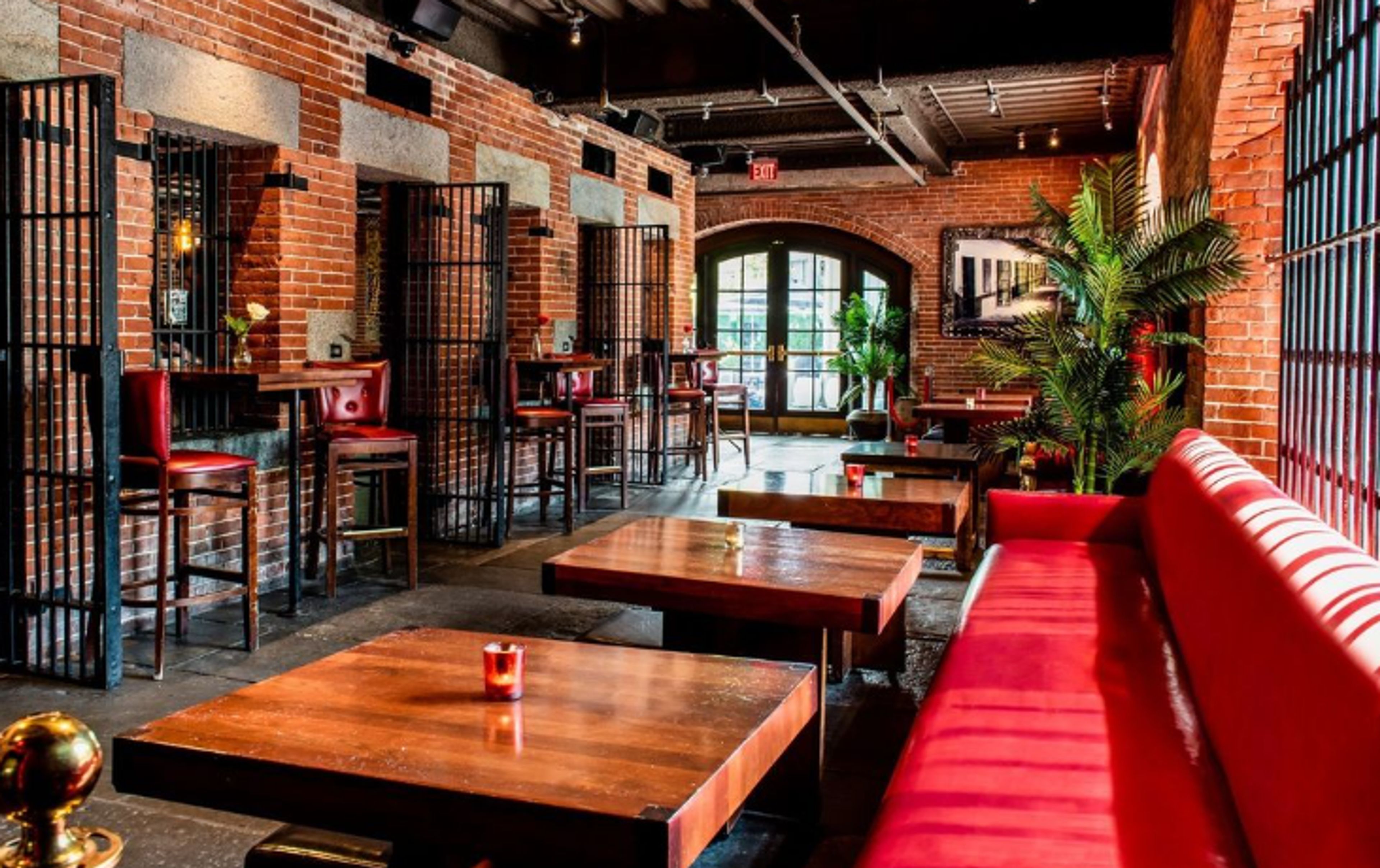 Cover photo of Alibi Bar and Lounge