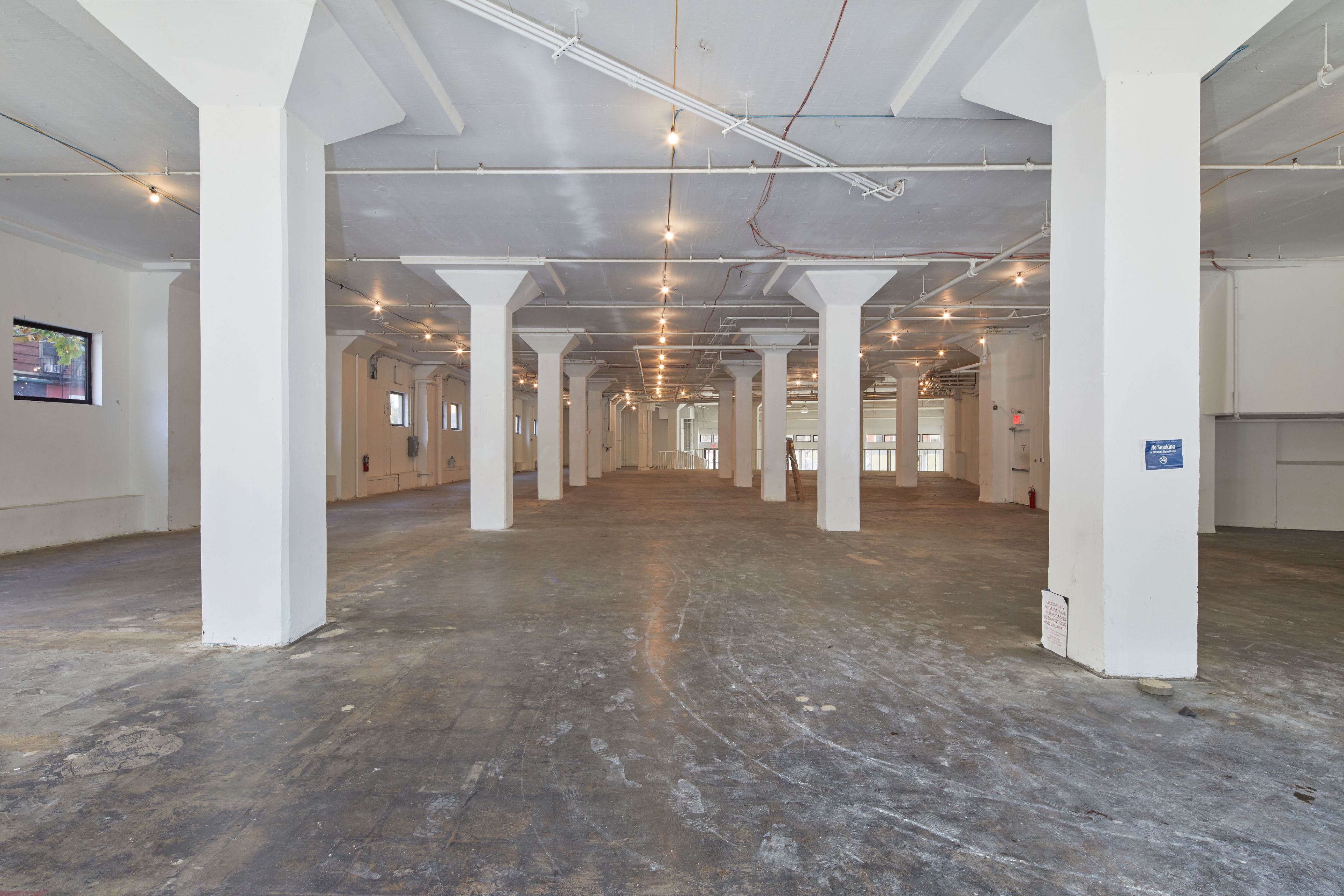 Cover photo of 100 Avenue of the Americas